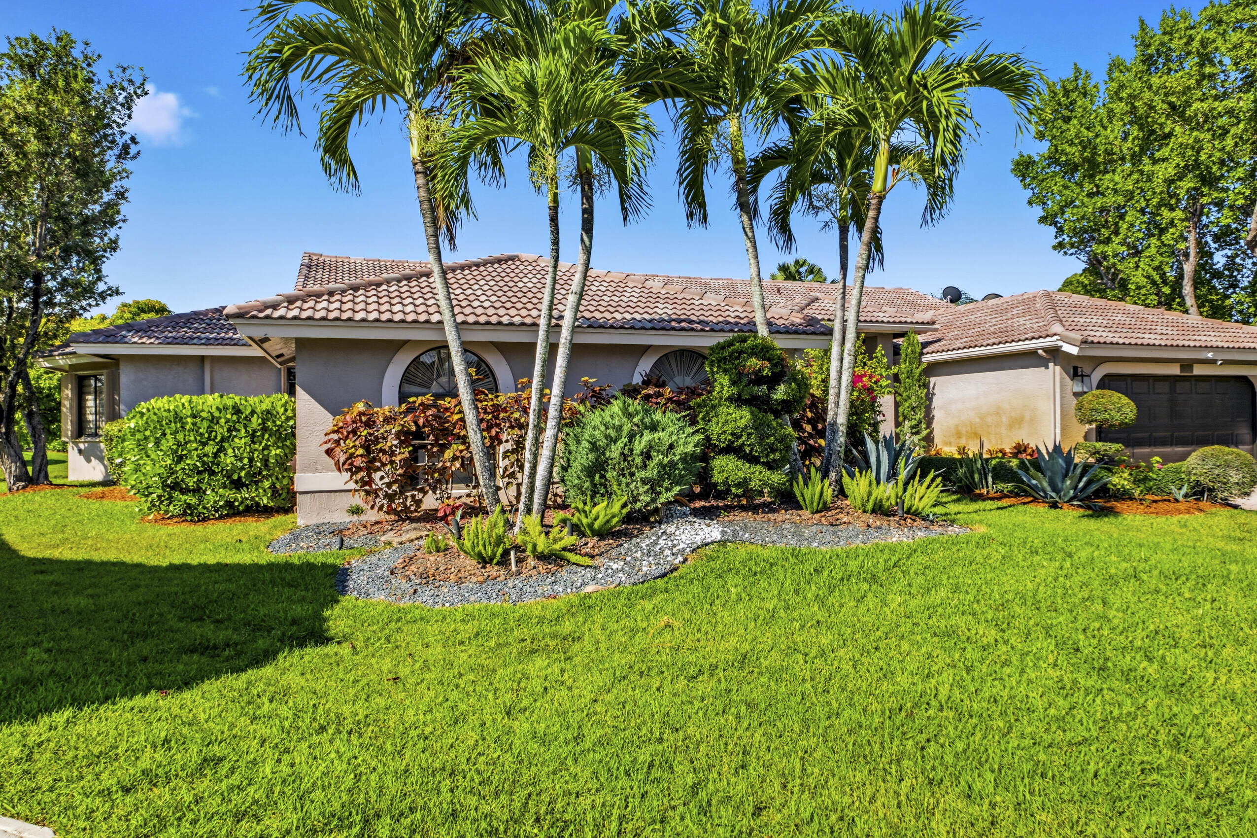 WEST GLEN - Residential