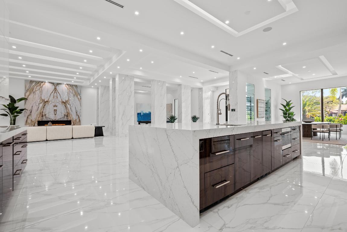 LONG LAKE ESTATES 1 AS - Residential
