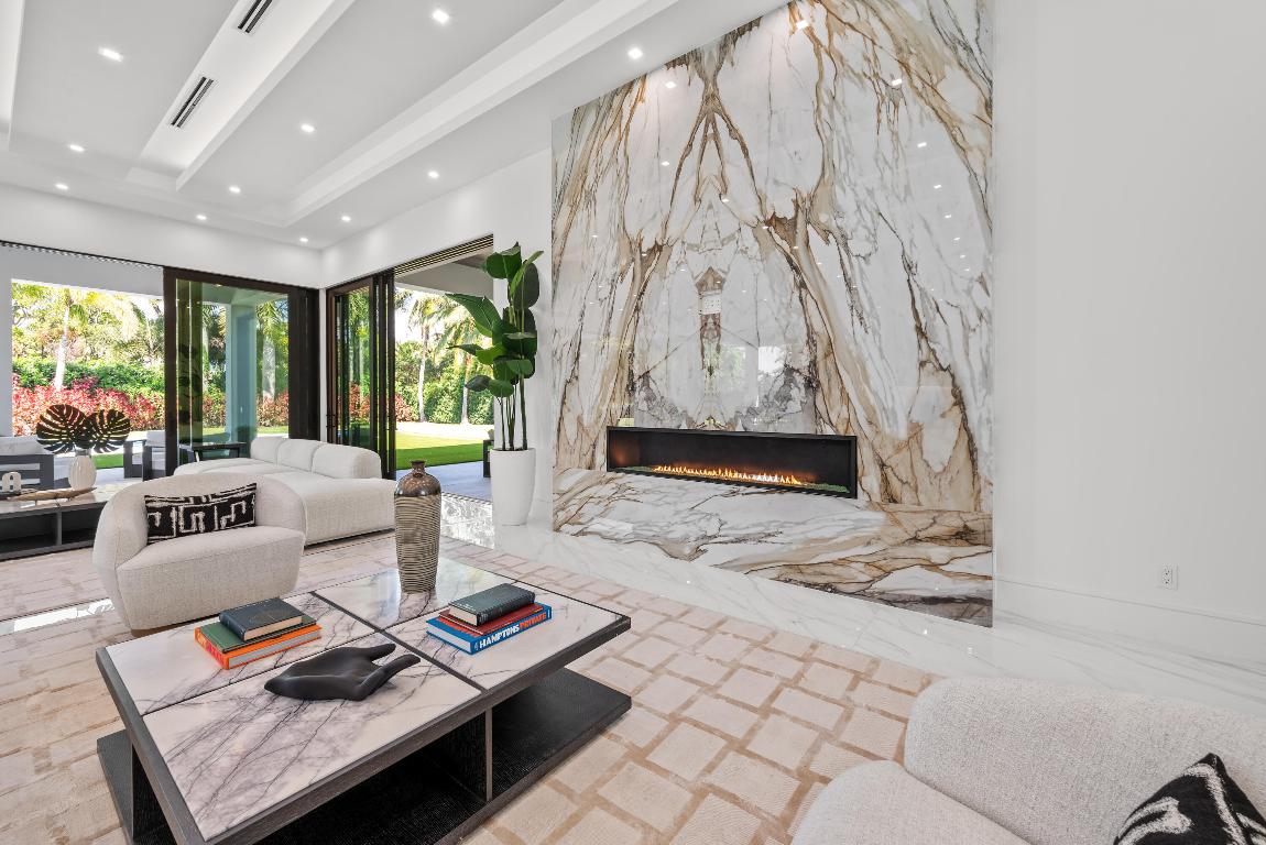 LONG LAKE ESTATES 1 AS - Residential