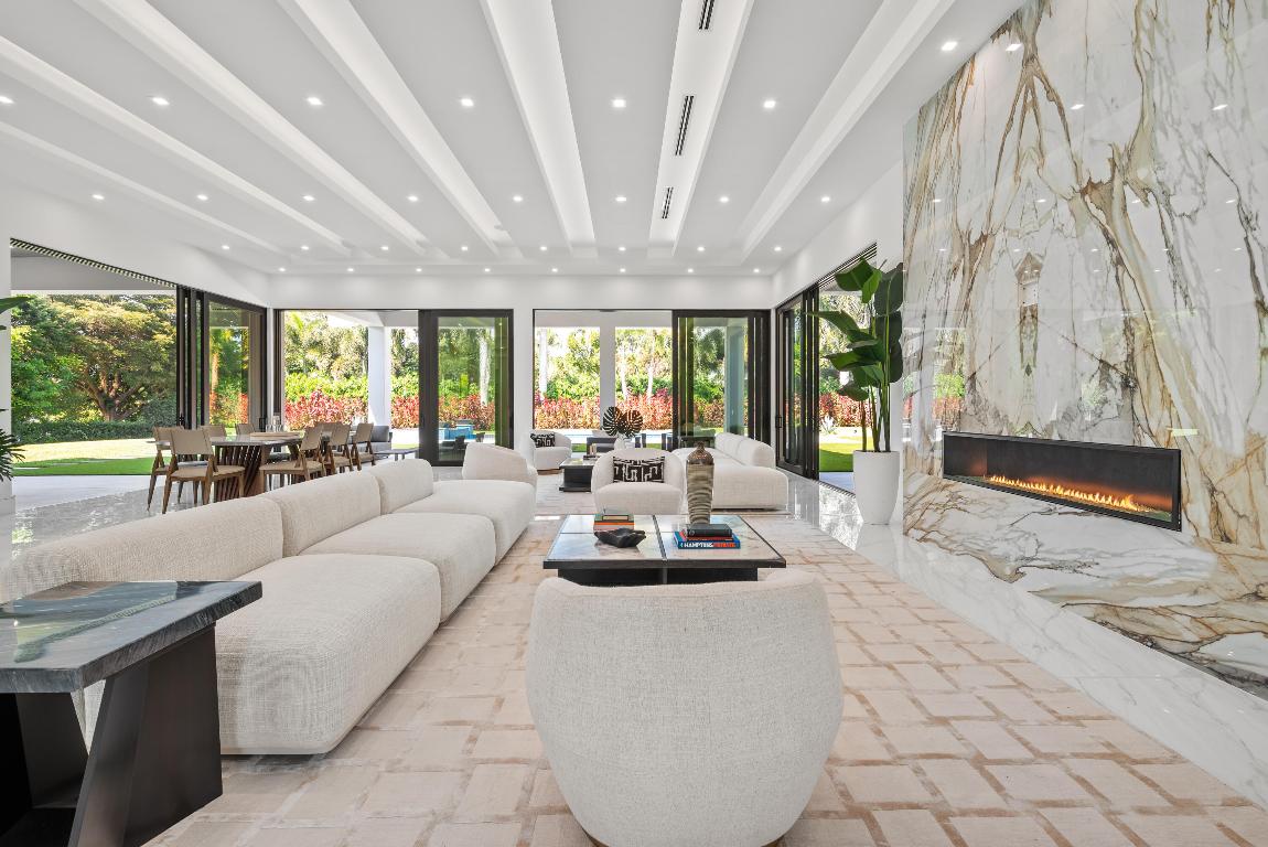 LONG LAKE ESTATES 1 AS - Residential