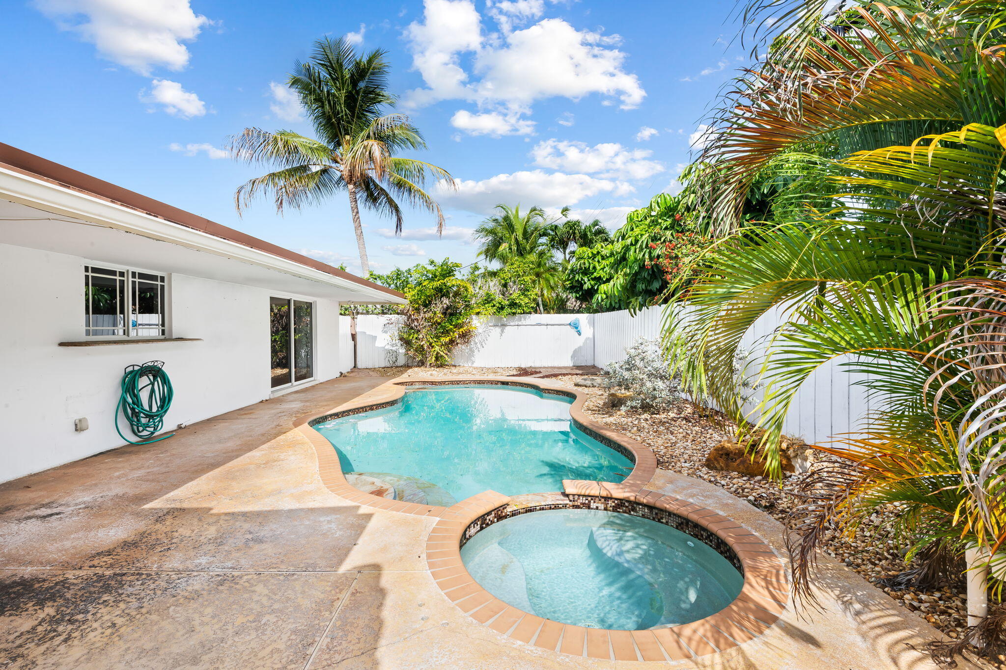 CORAL RIDGE ADD - Residential