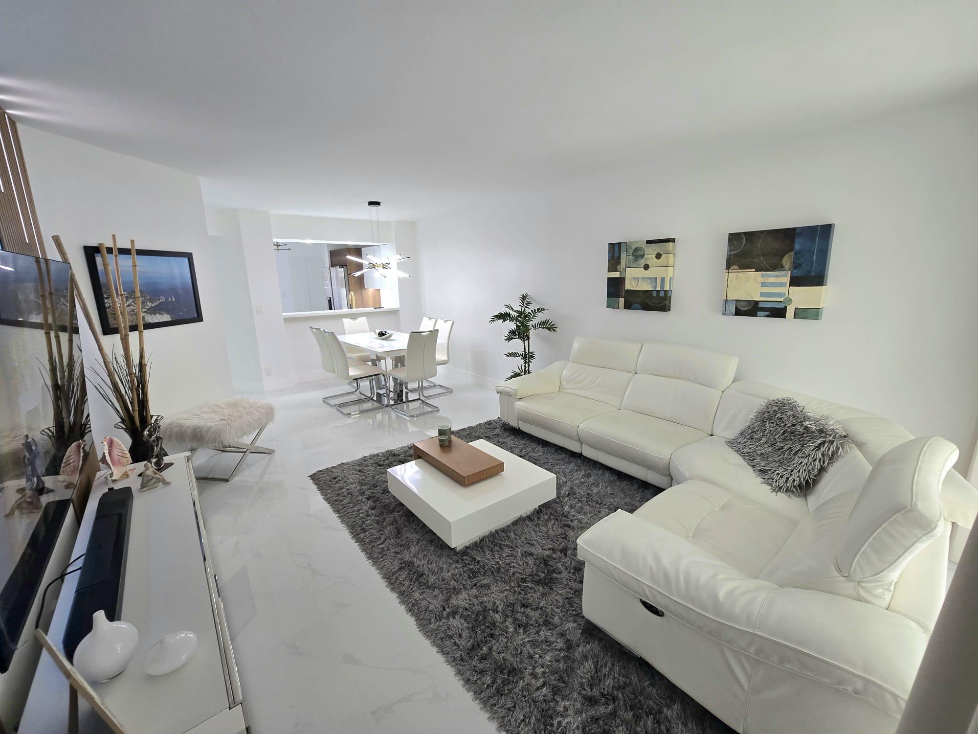Courtyard at Coral Gate - Residential