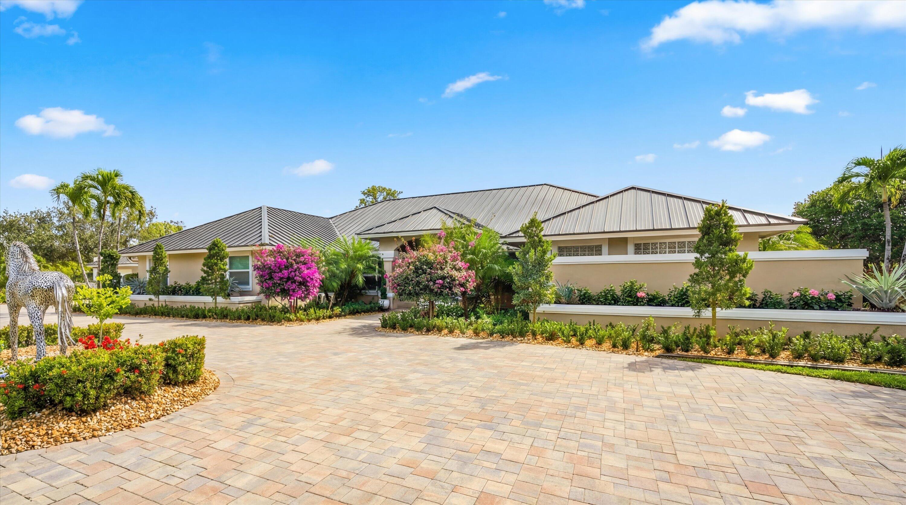 PADDOCK PARK 2 OF WELLINGTON - Residential