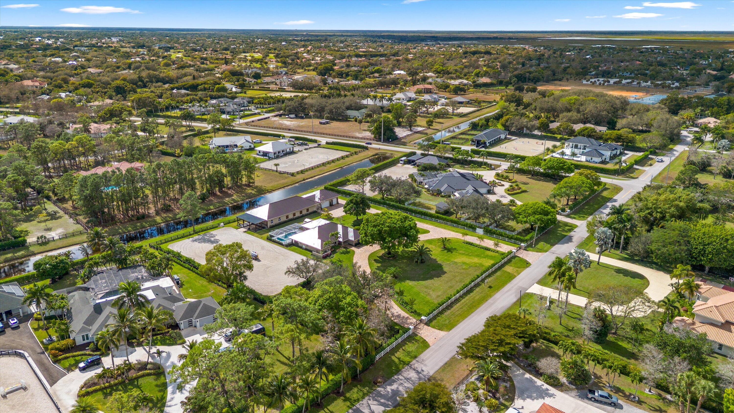 PADDOCK PARK 2 OF WELLINGTON - Residential