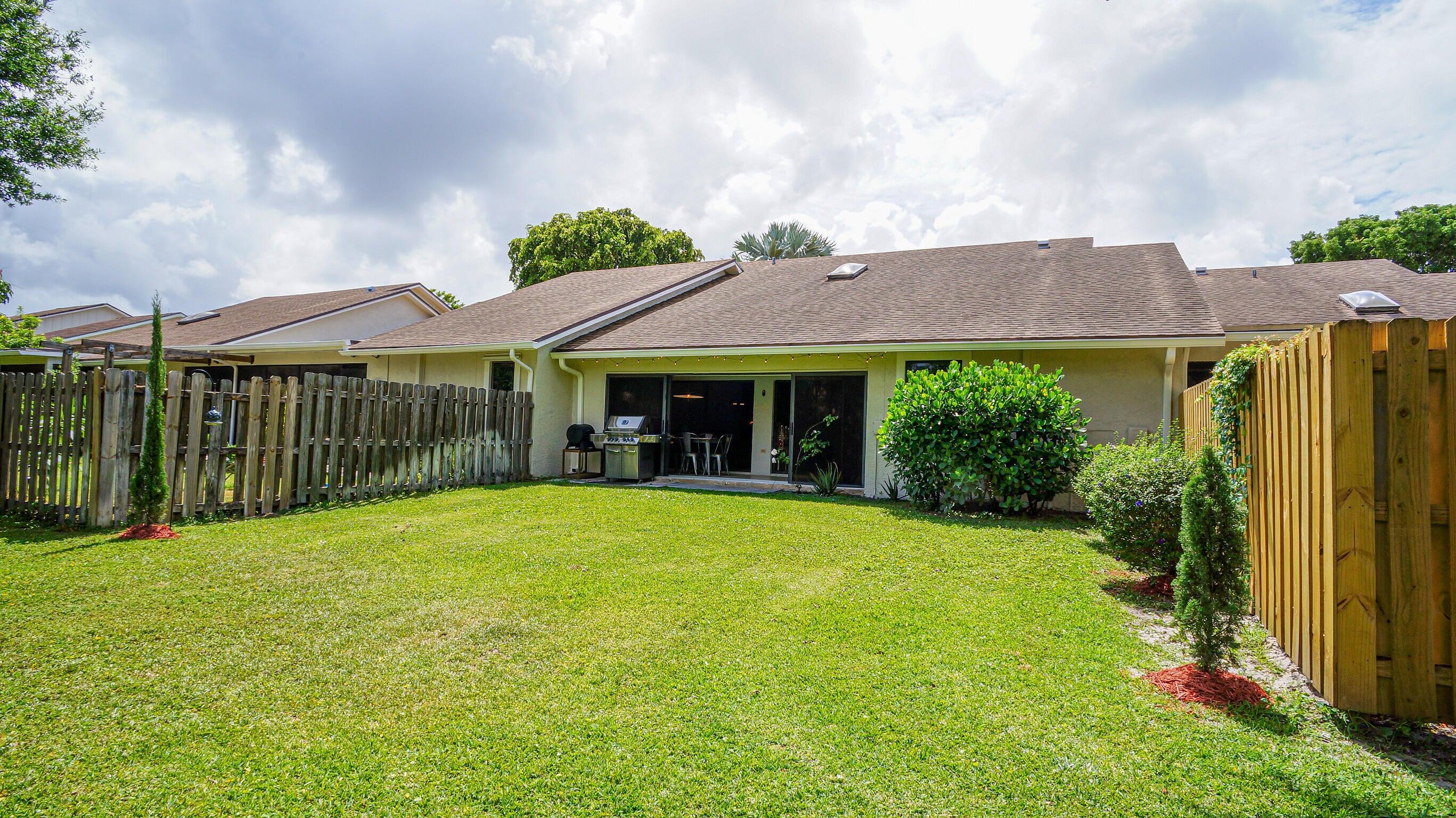 PARK PLACE OF WELLINGTON - Residential Lease