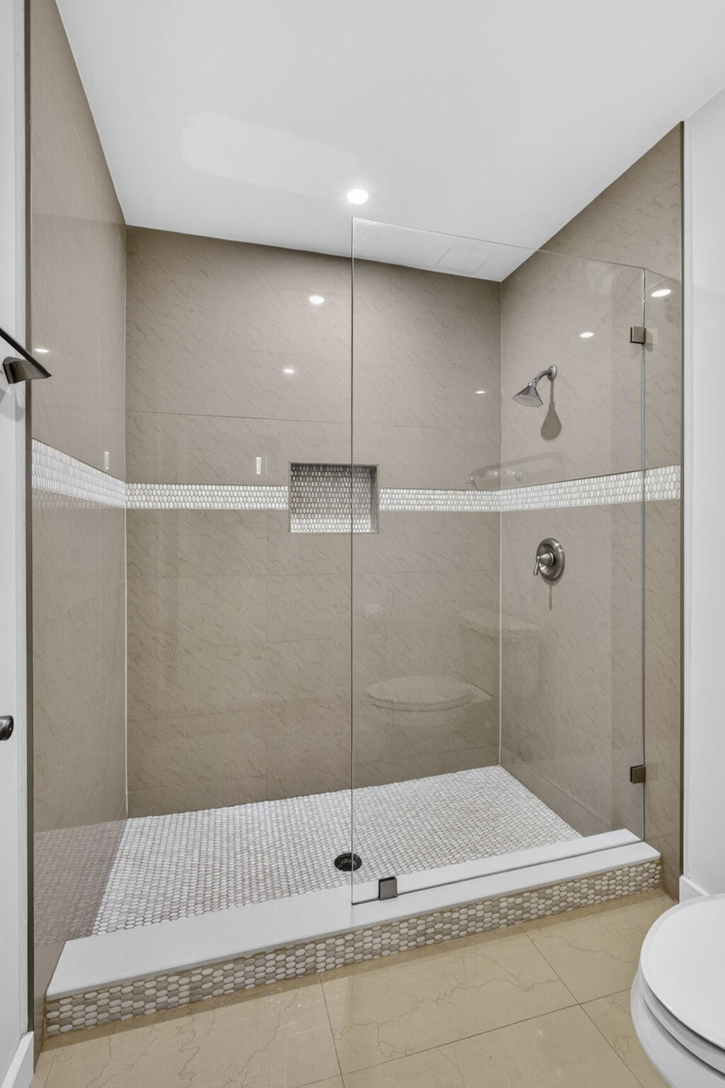 PARK PLACE OF WELLINGTON - Residential Lease
