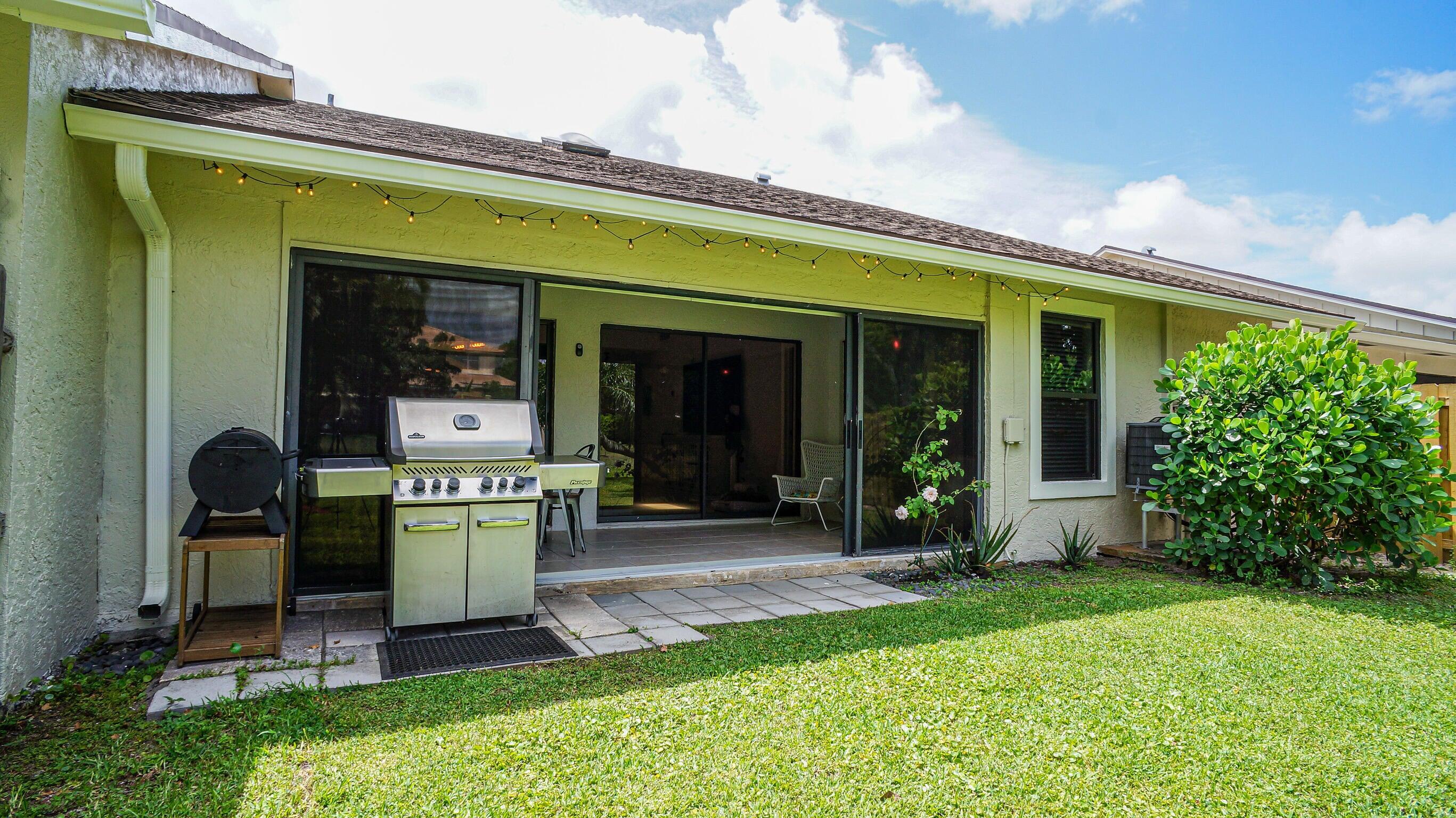 PARK PLACE OF WELLINGTON - Residential Lease