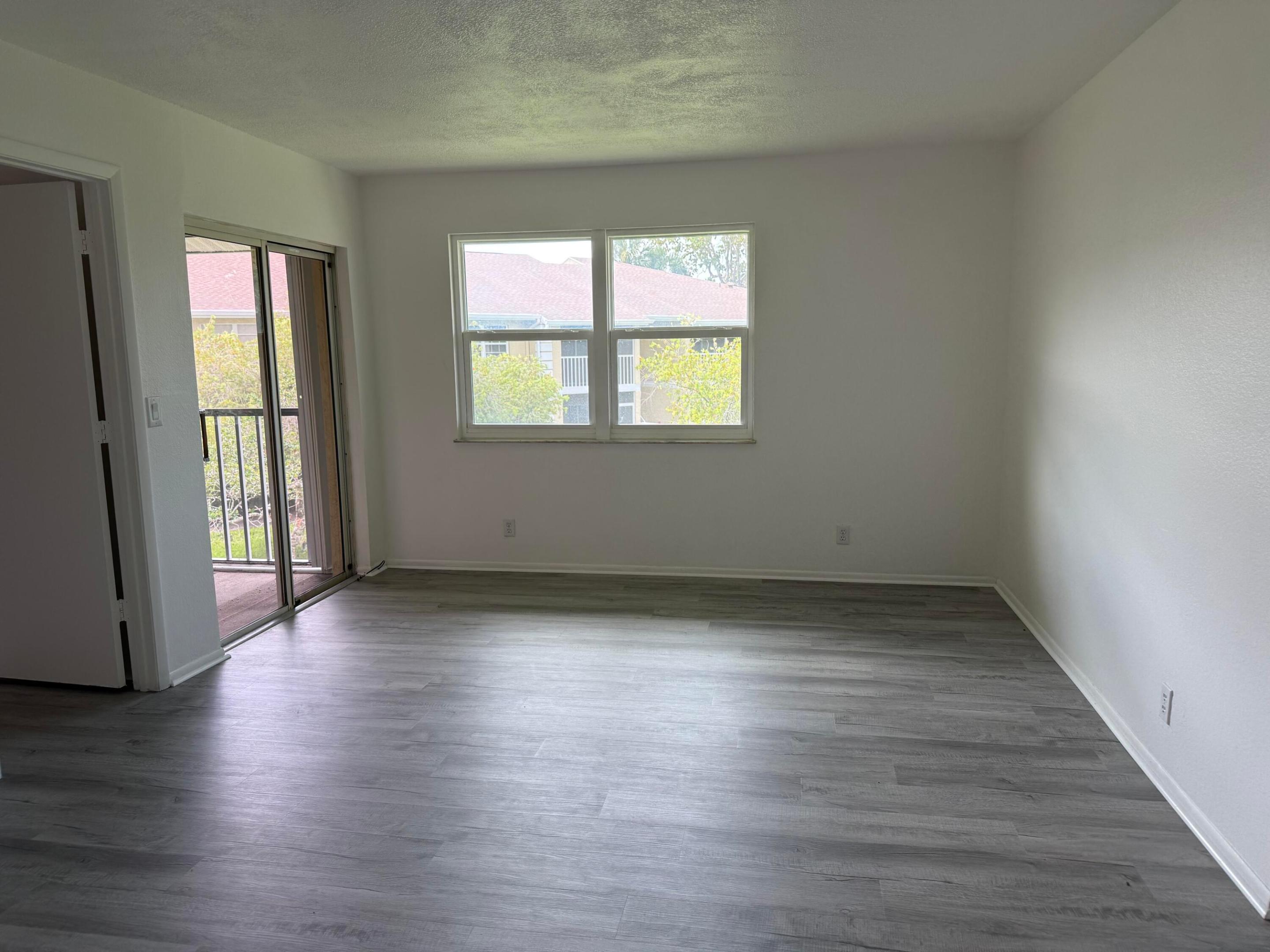 MIDPORT PLACE II, A CONDOMINIUM - Residential Lease