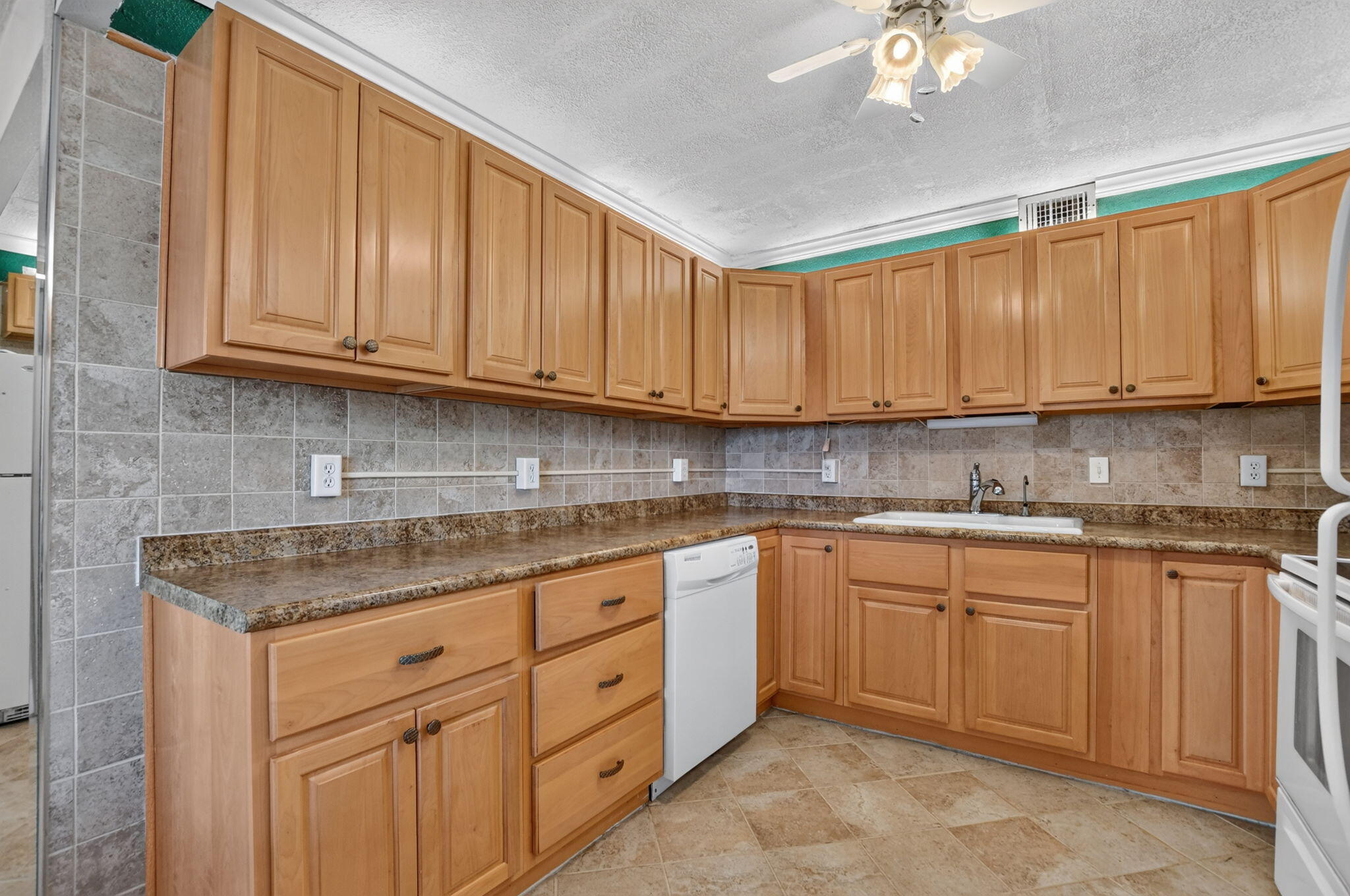 VENTNOR O CONDO - Residential