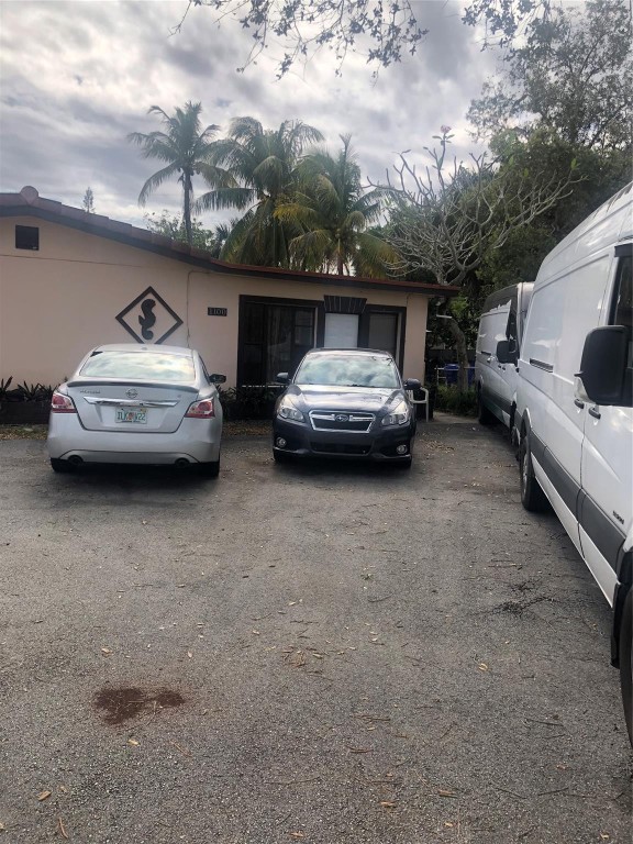 Lauderdale Villas 29-37 B - Residential