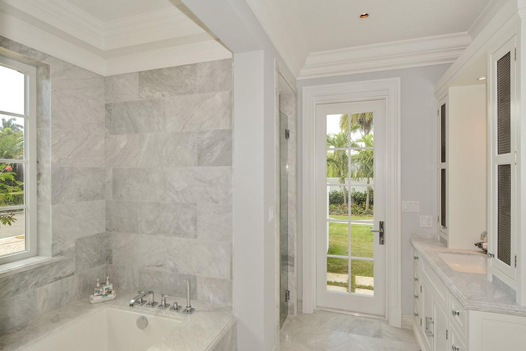 EAST SHORE - Residential