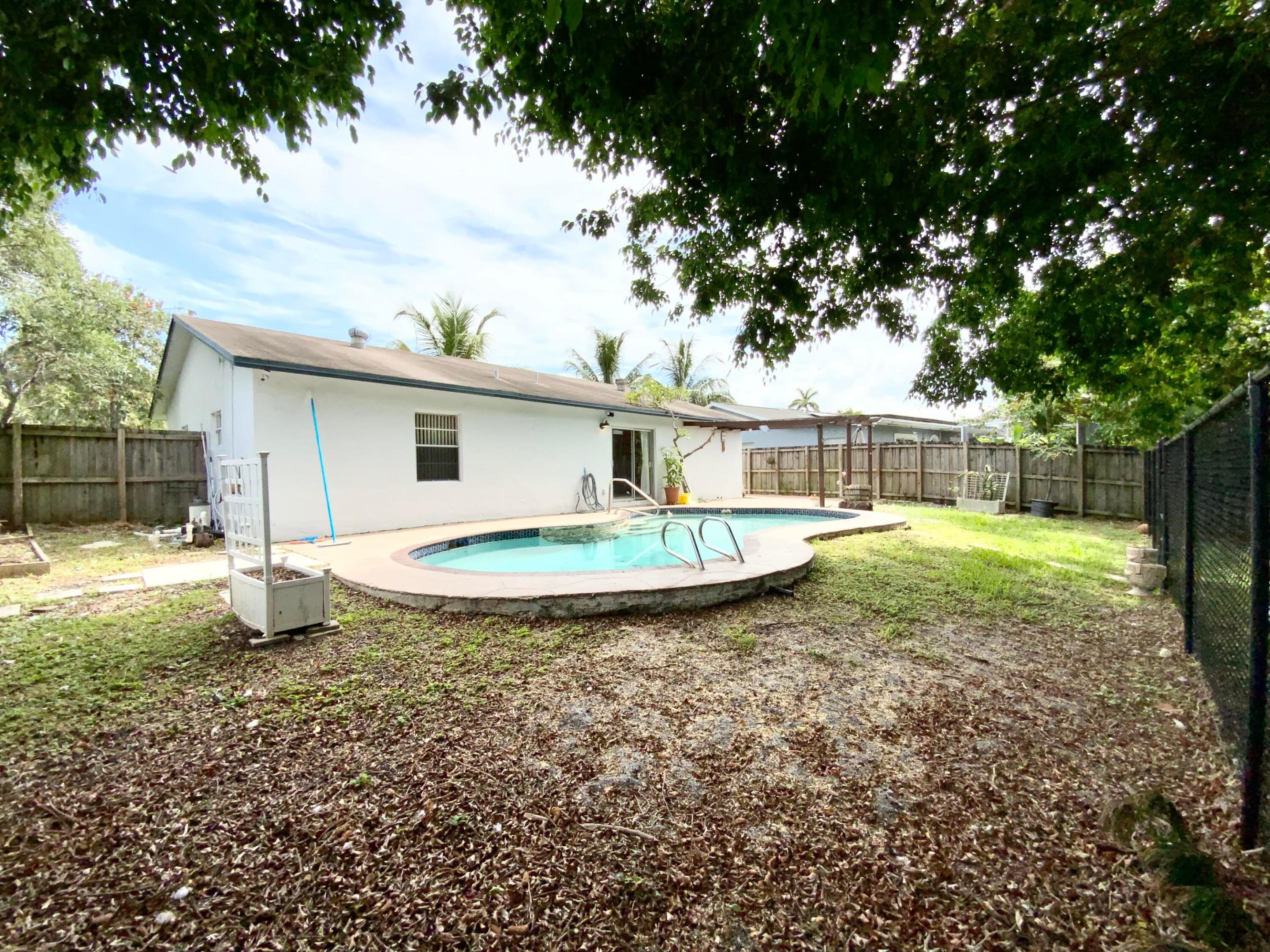 NORTH LAUDERDALE VILLAGE SEC 2 - Residential