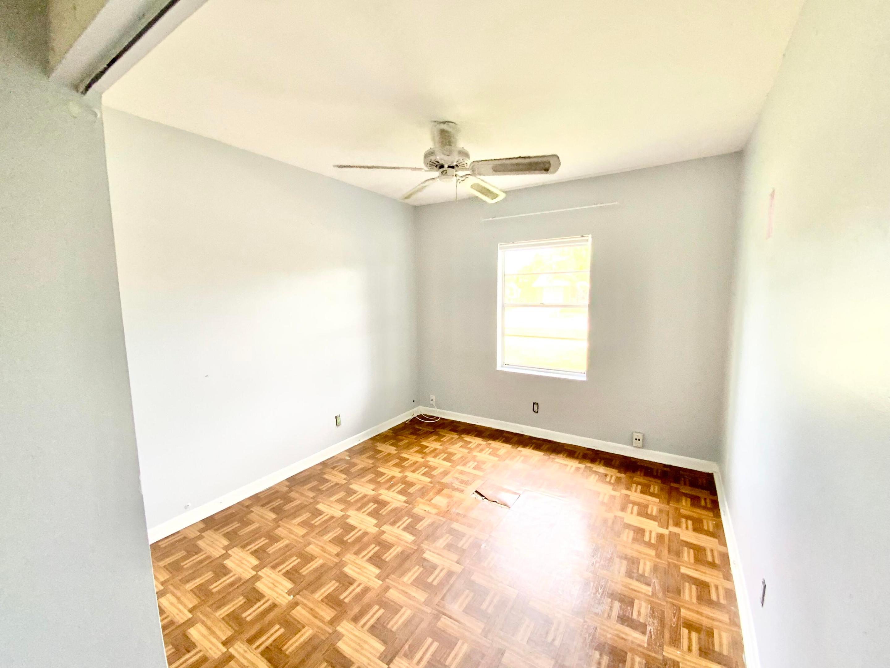 NORTH LAUDERDALE VILLAGE SEC 2 - Residential