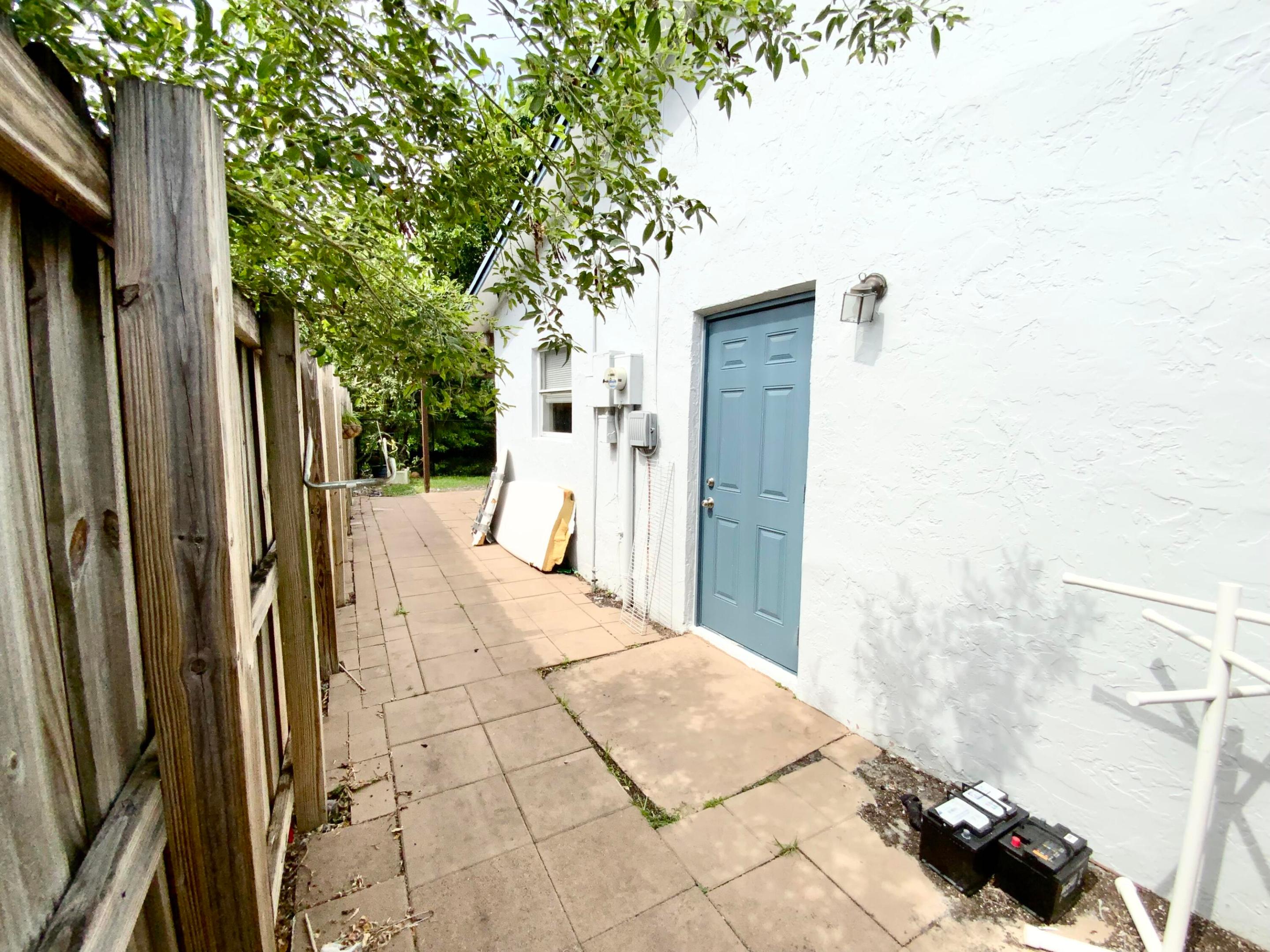 NORTH LAUDERDALE VILLAGE SEC 2 - Residential