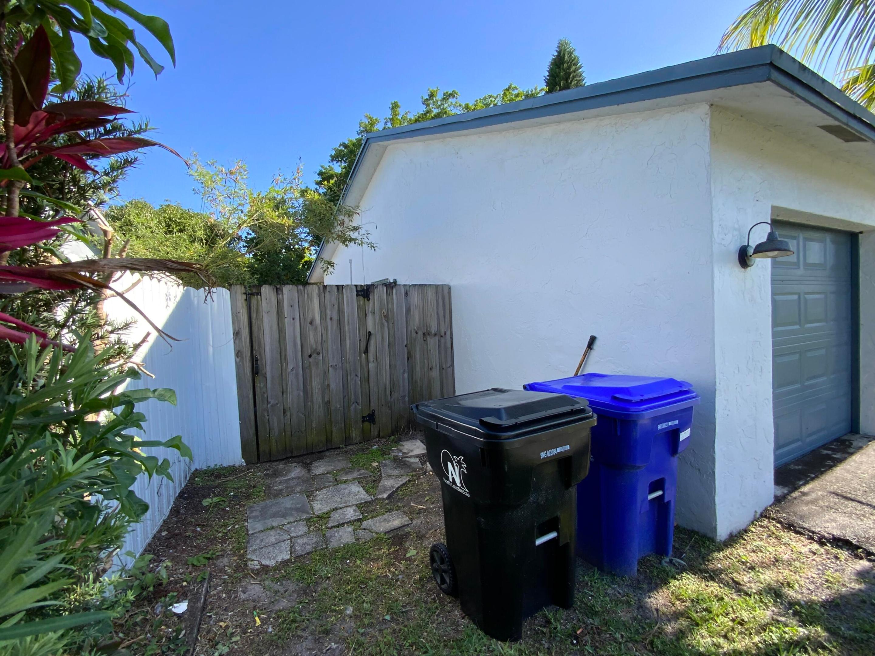 NORTH LAUDERDALE VILLAGE SEC 2 - Residential