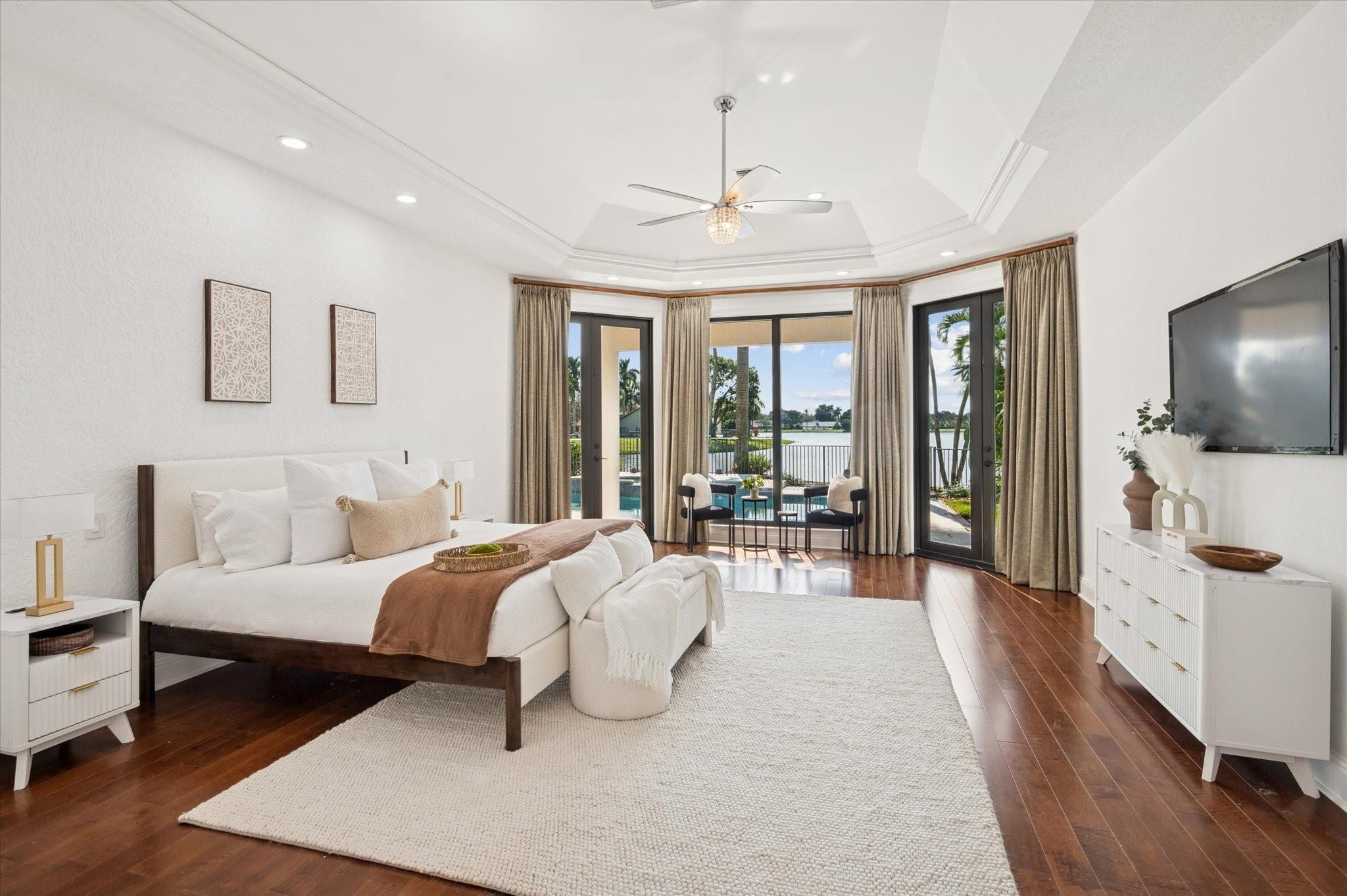 PARKLAND LAKES - Residential
