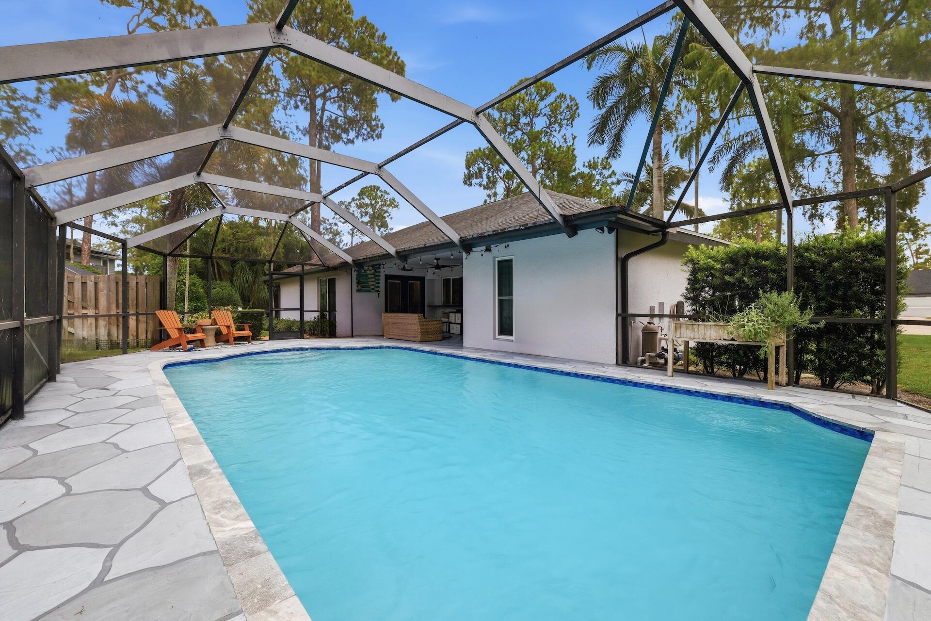 SUGAR POND MANOR OF WELLINGTON - Residential
