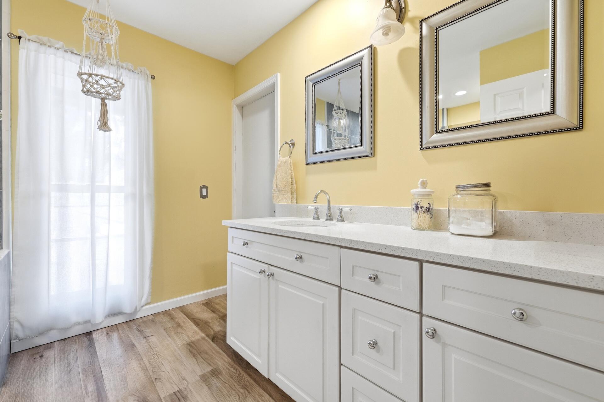 SUGAR POND MANOR OF WELLINGTON - Residential