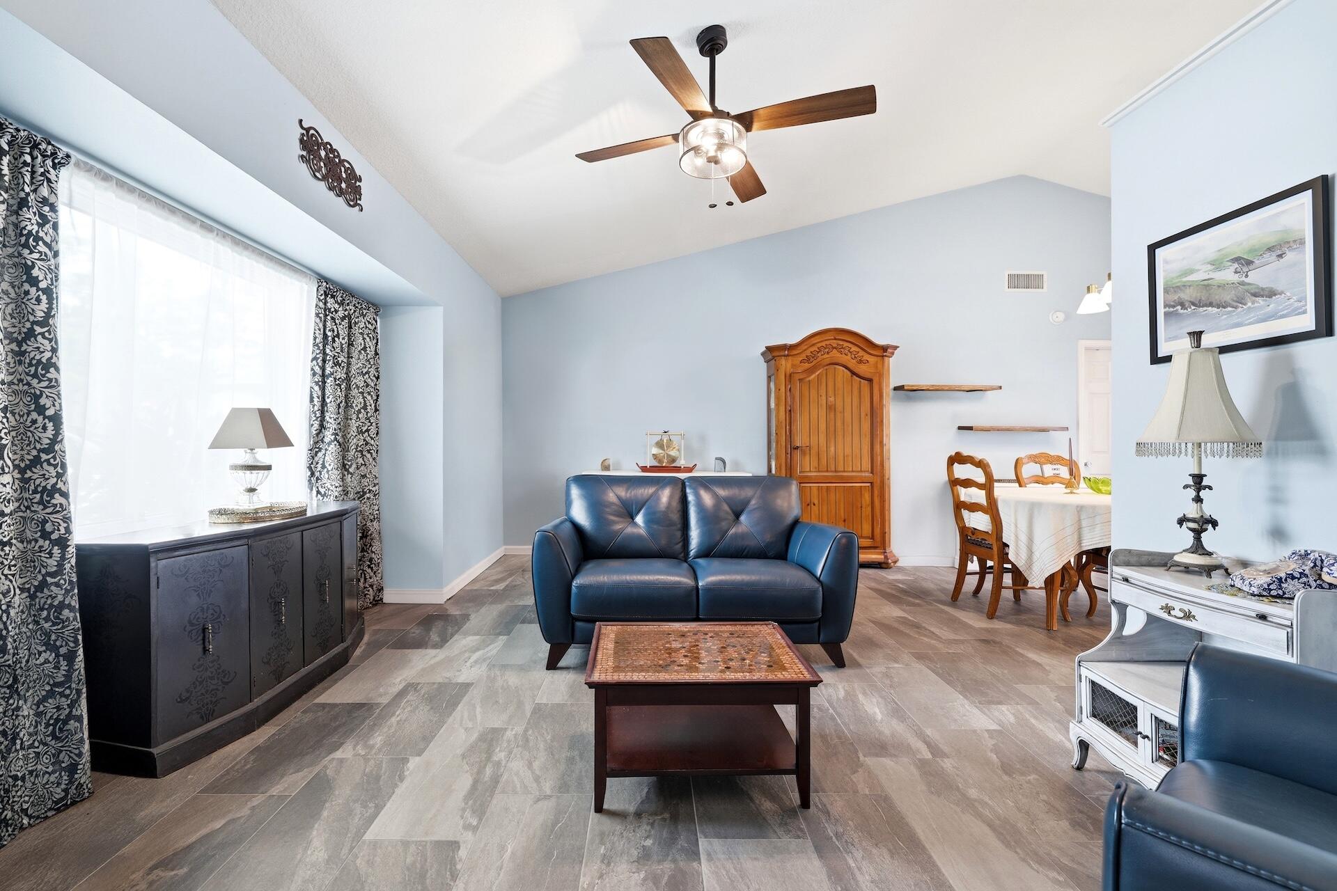 SUGAR POND MANOR OF WELLINGTON - Residential