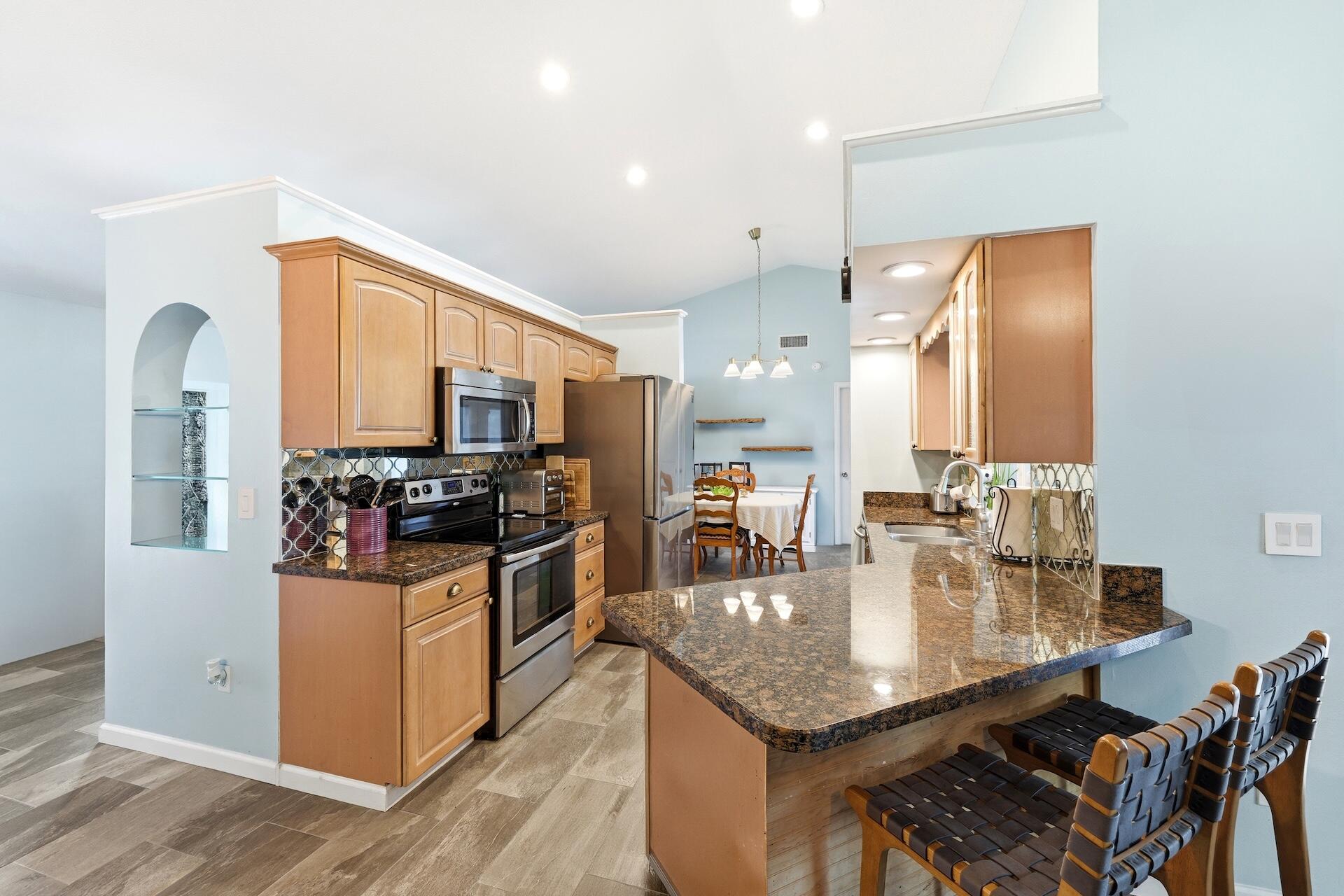 SUGAR POND MANOR OF WELLINGTON - Residential