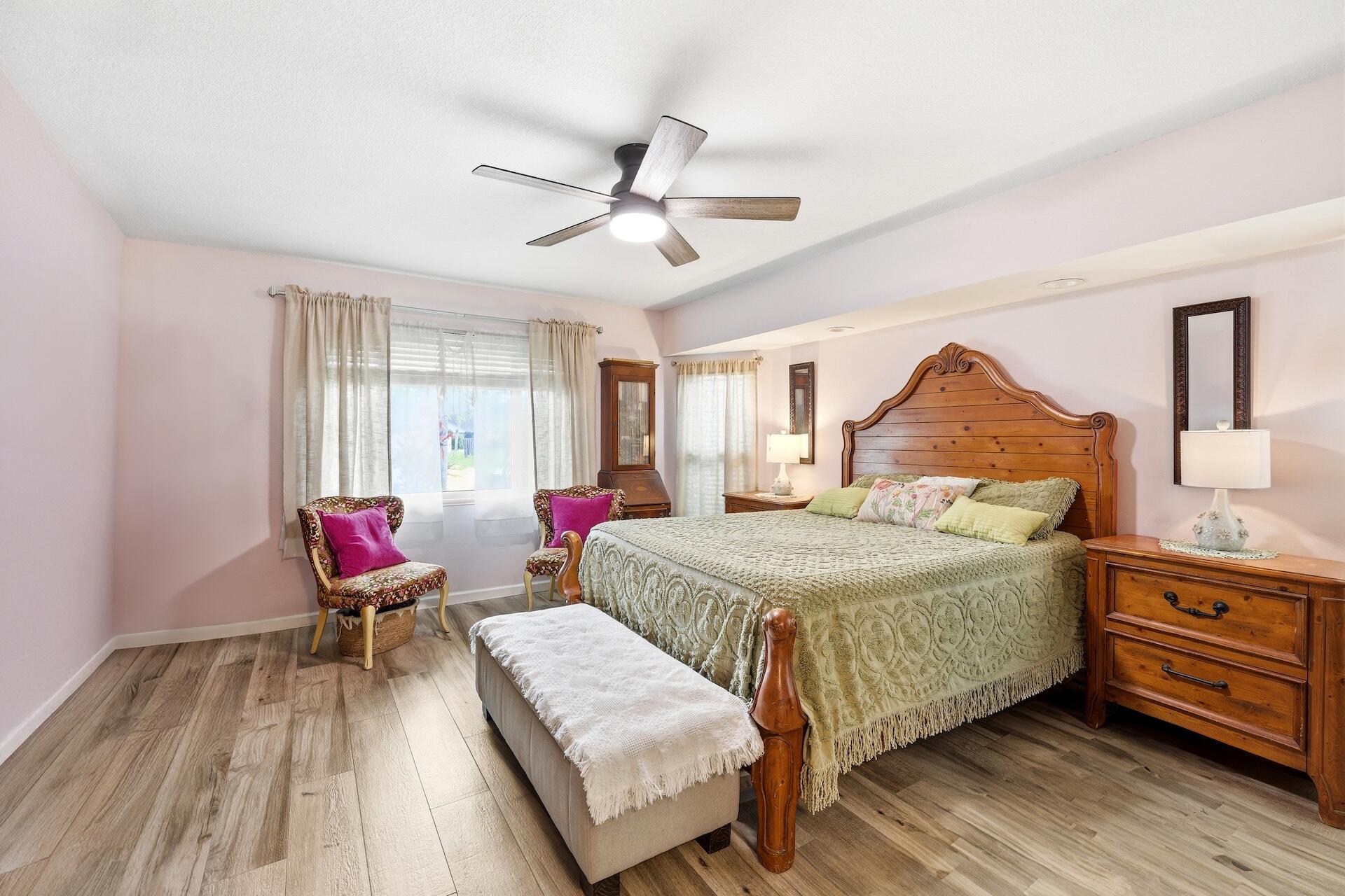 SUGAR POND MANOR OF WELLINGTON - Residential