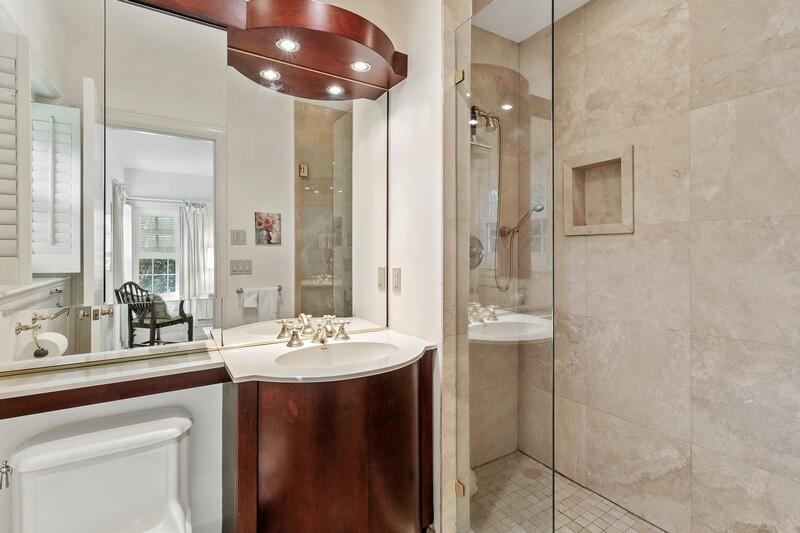 NORTH SHORE - Residential