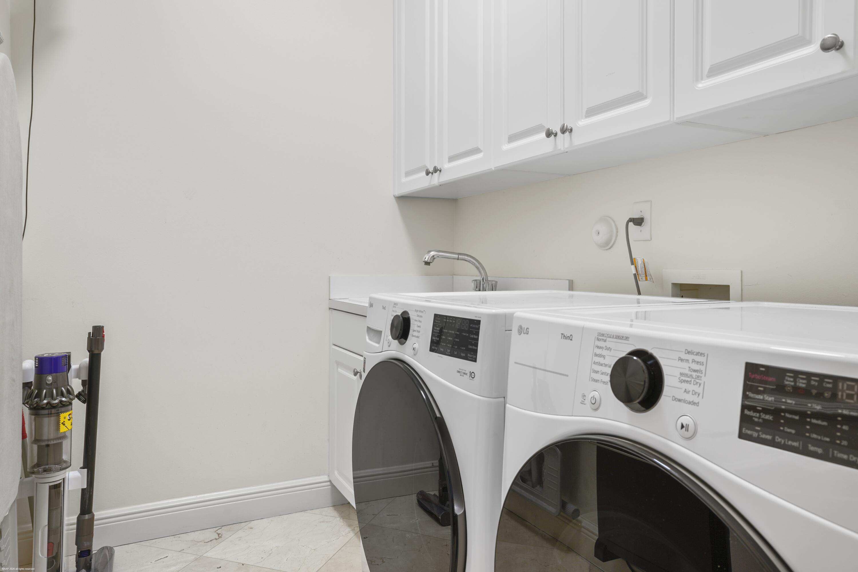 MIZNER ESTATES - Residential