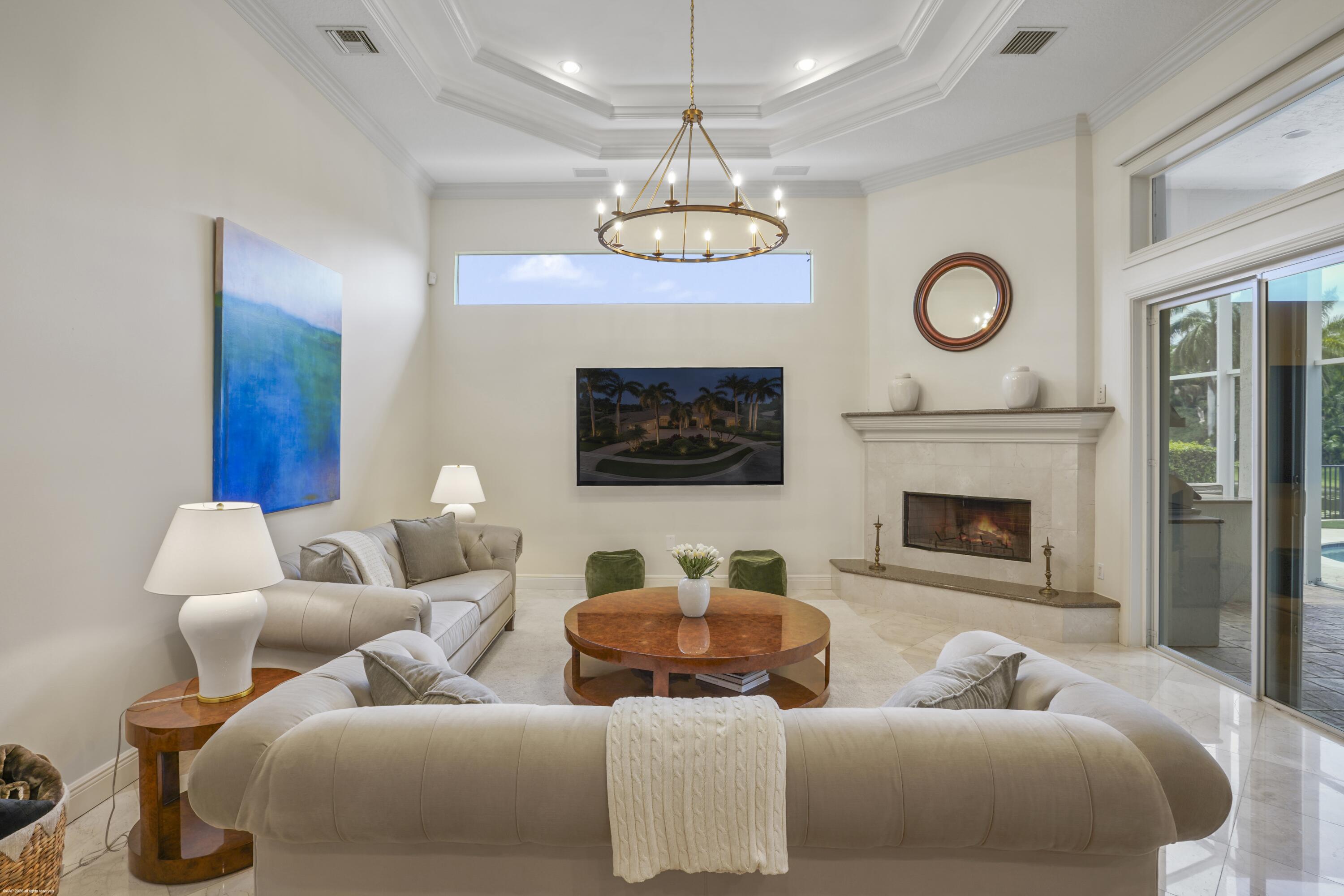 MIZNER ESTATES - Residential