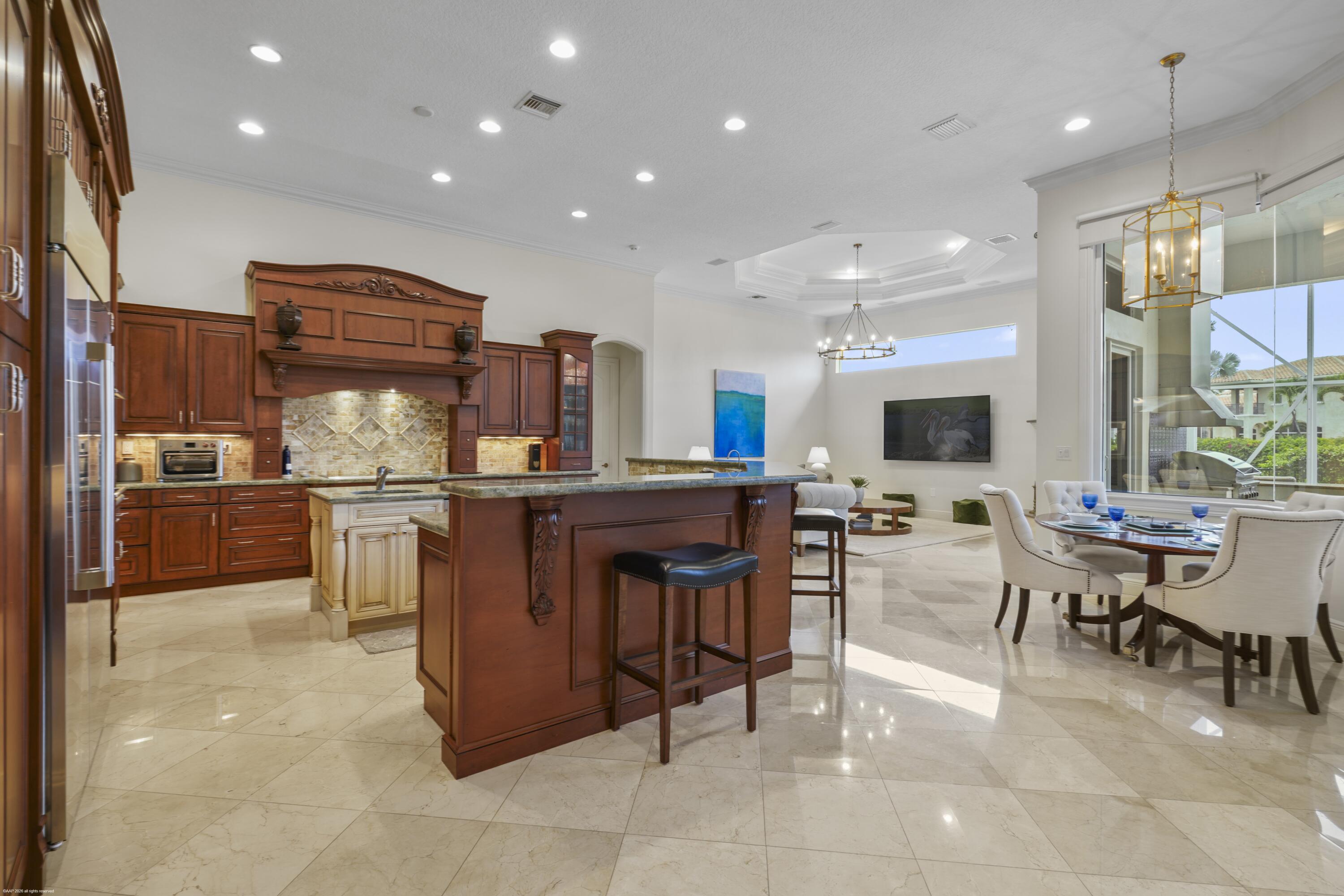 MIZNER ESTATES - Residential