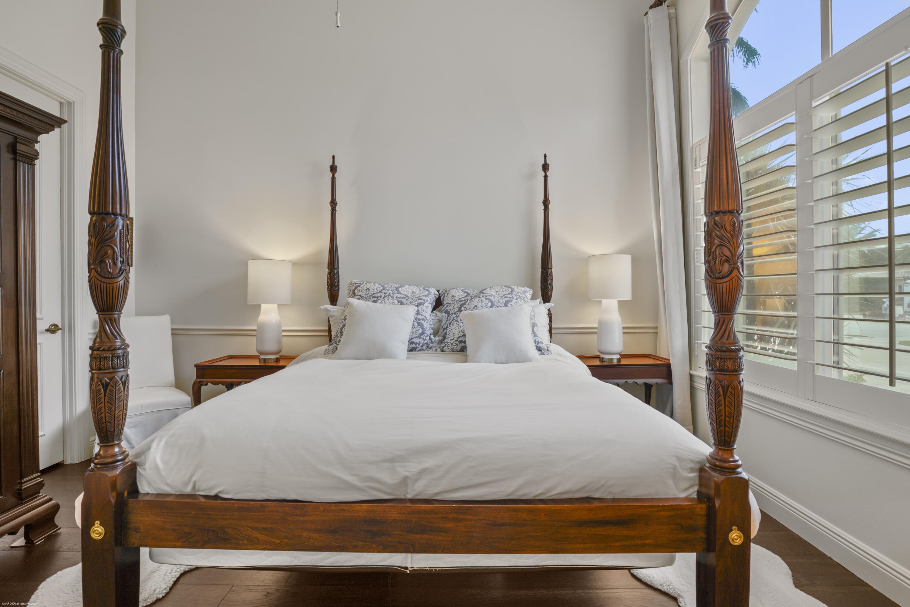 MIZNER ESTATES - Residential