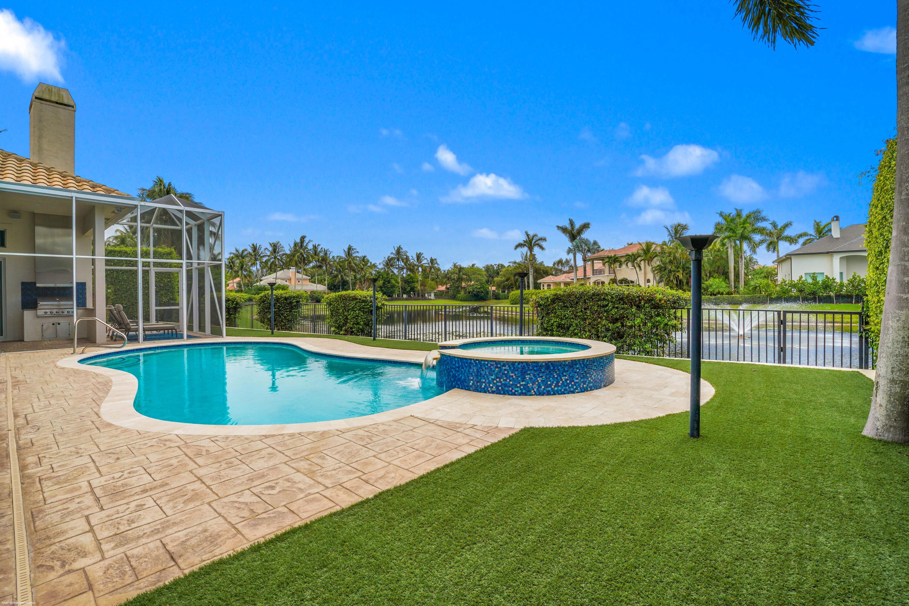 MIZNER ESTATES - Residential