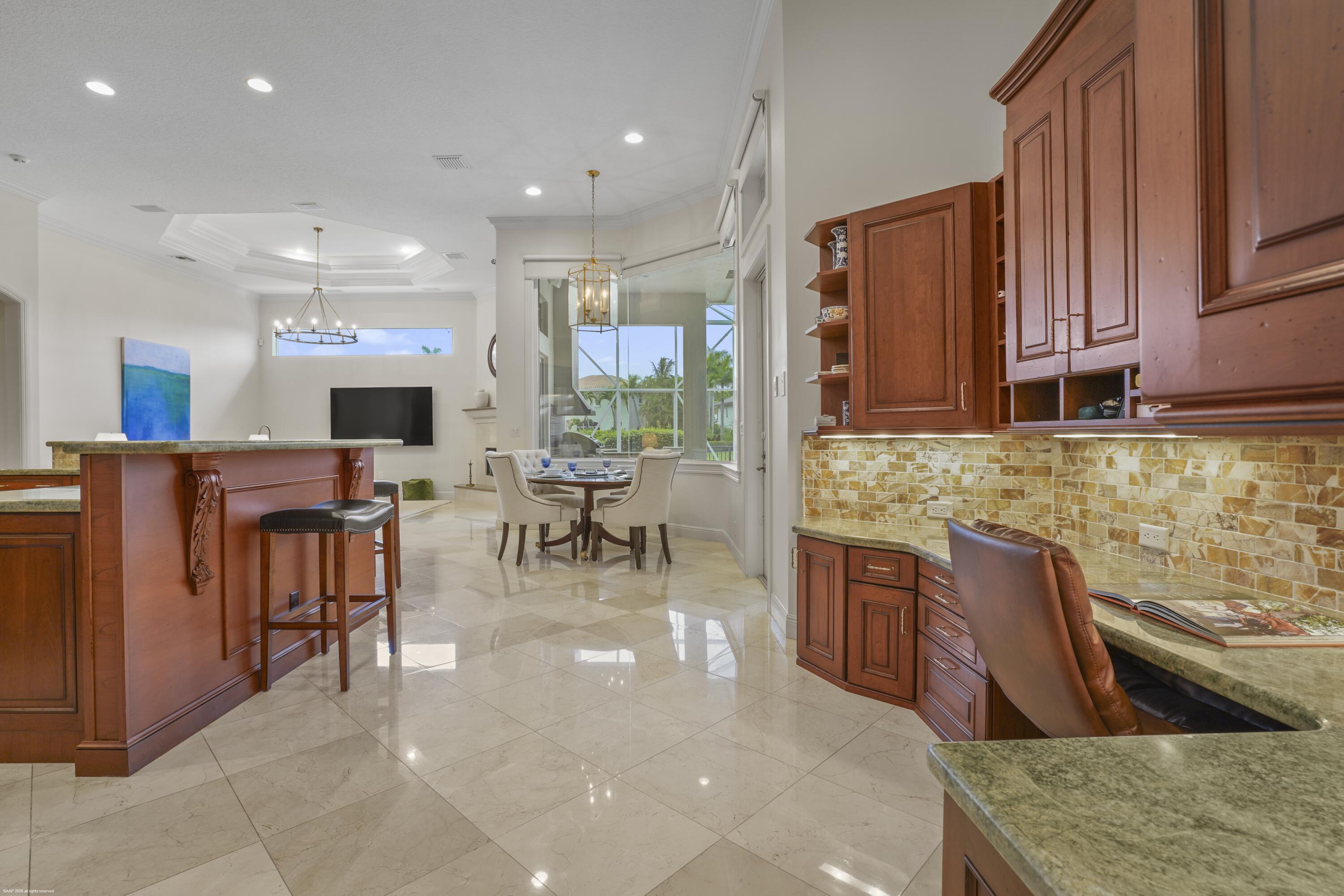 MIZNER ESTATES - Residential