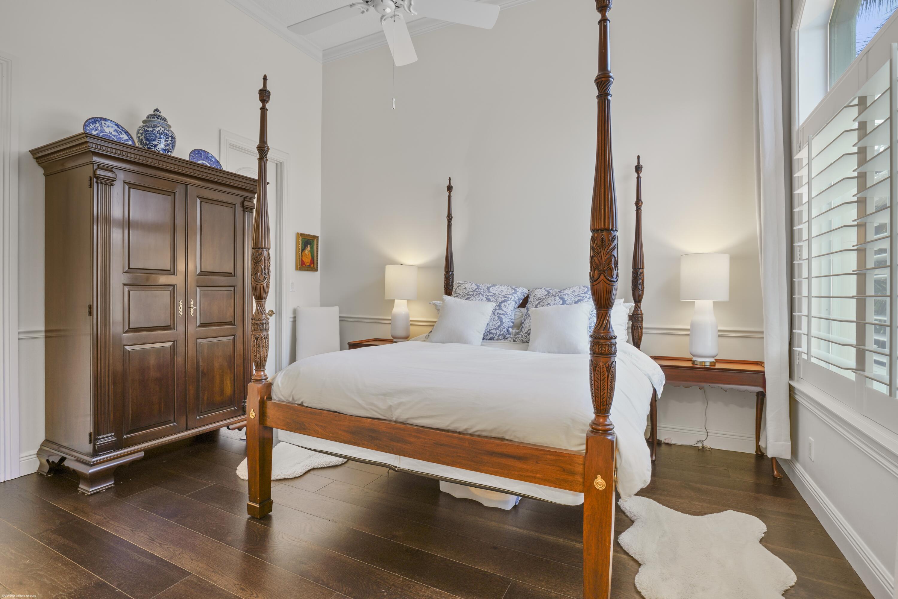 MIZNER ESTATES - Residential