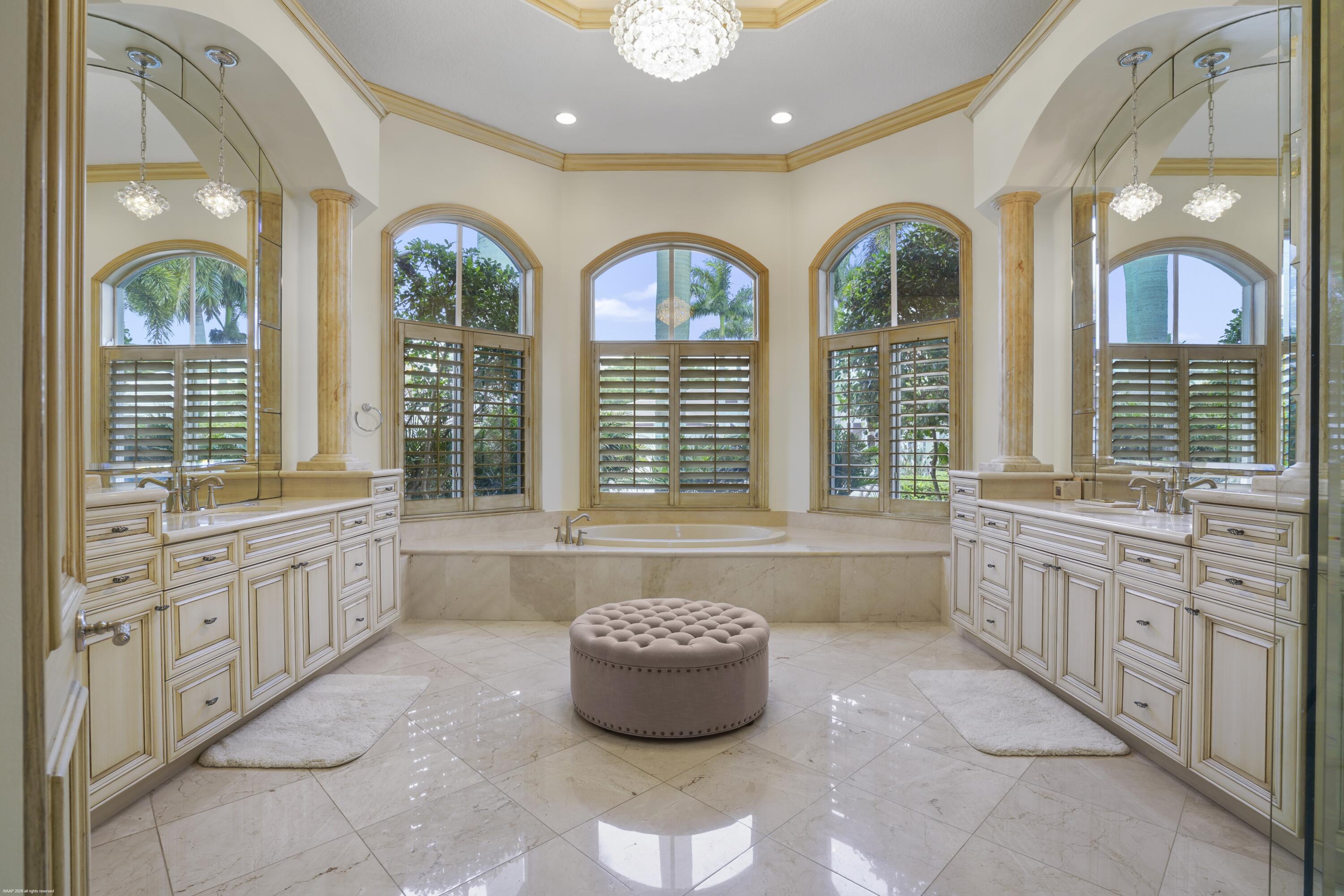MIZNER ESTATES - Residential