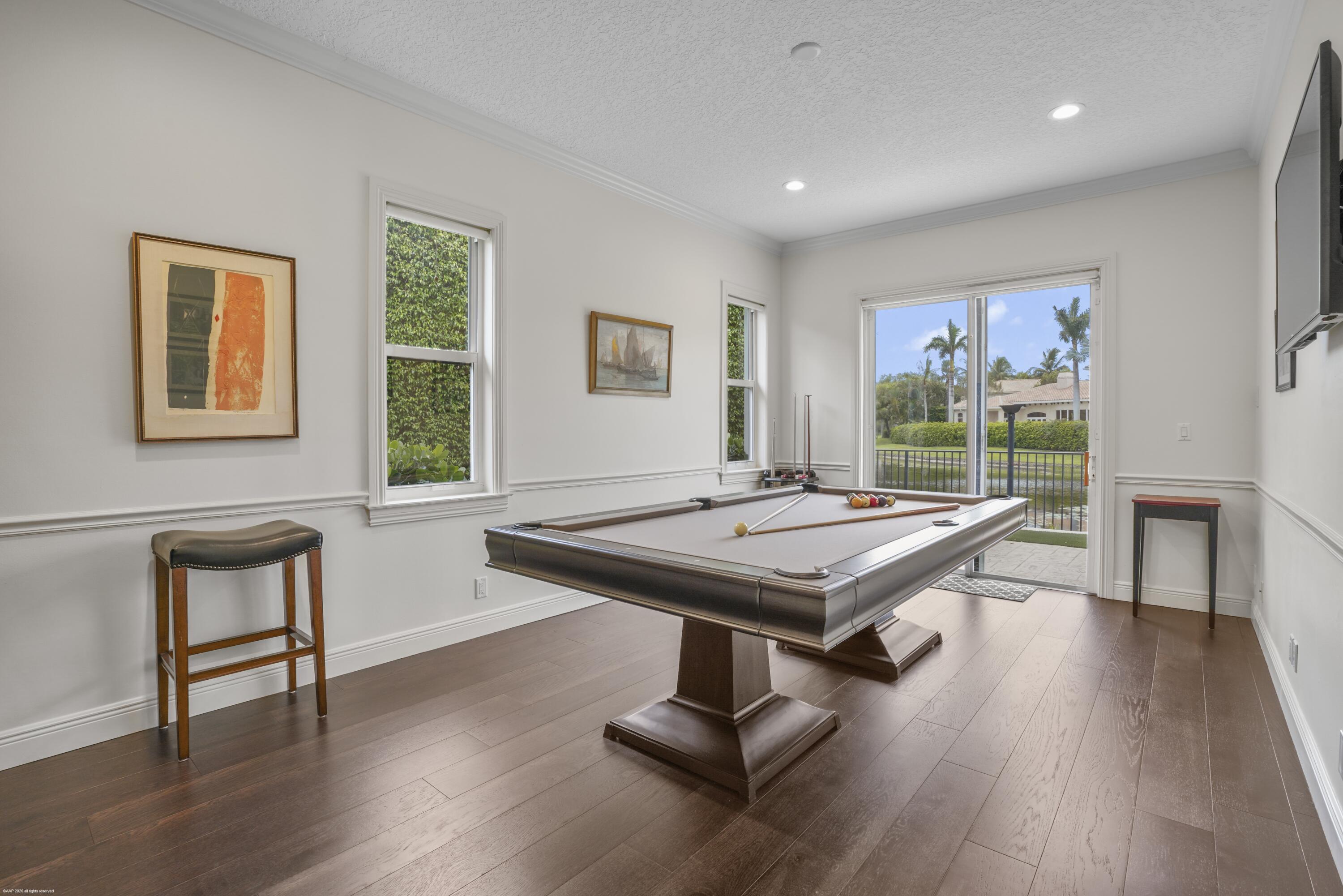 MIZNER ESTATES - Residential