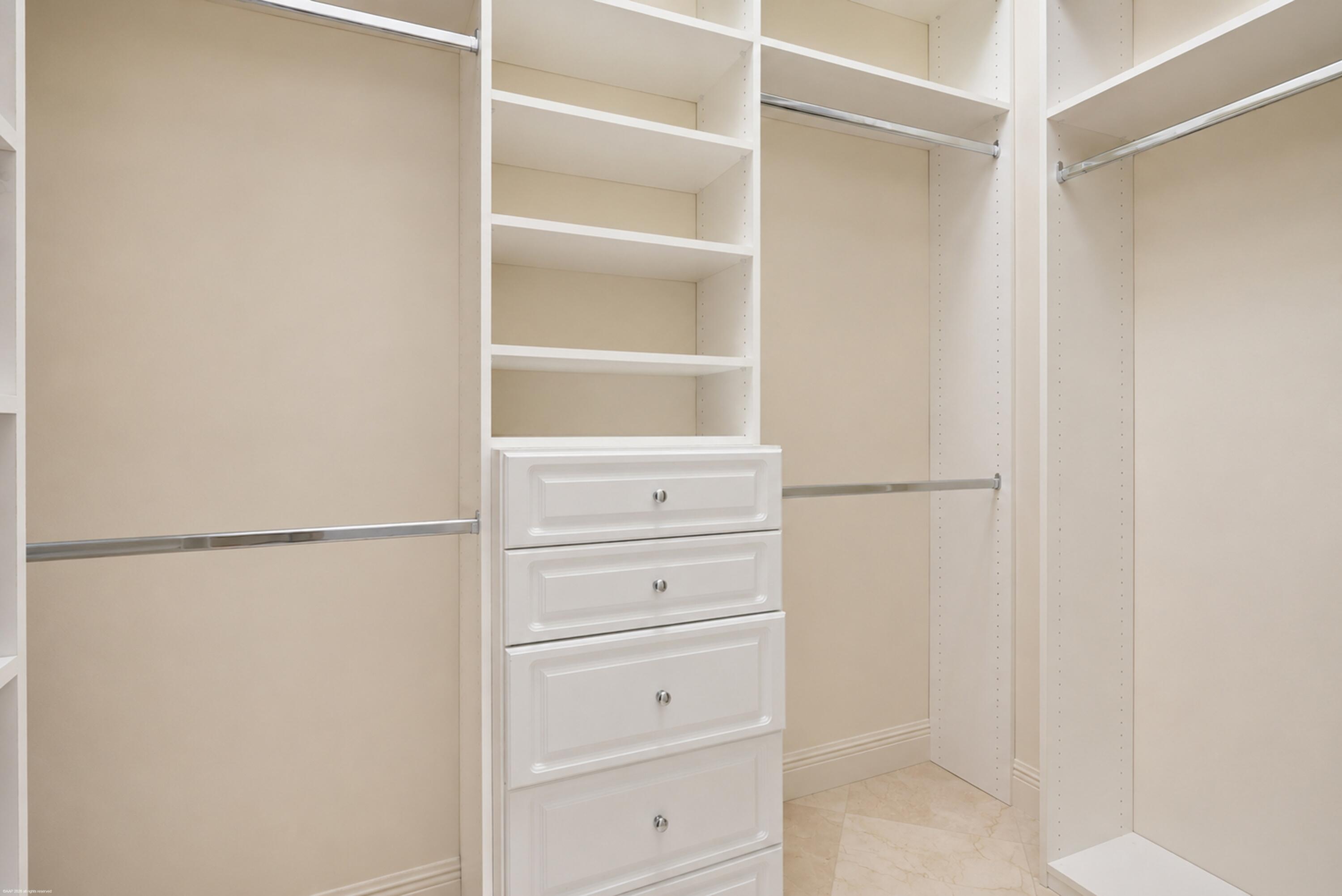 MIZNER ESTATES - Residential