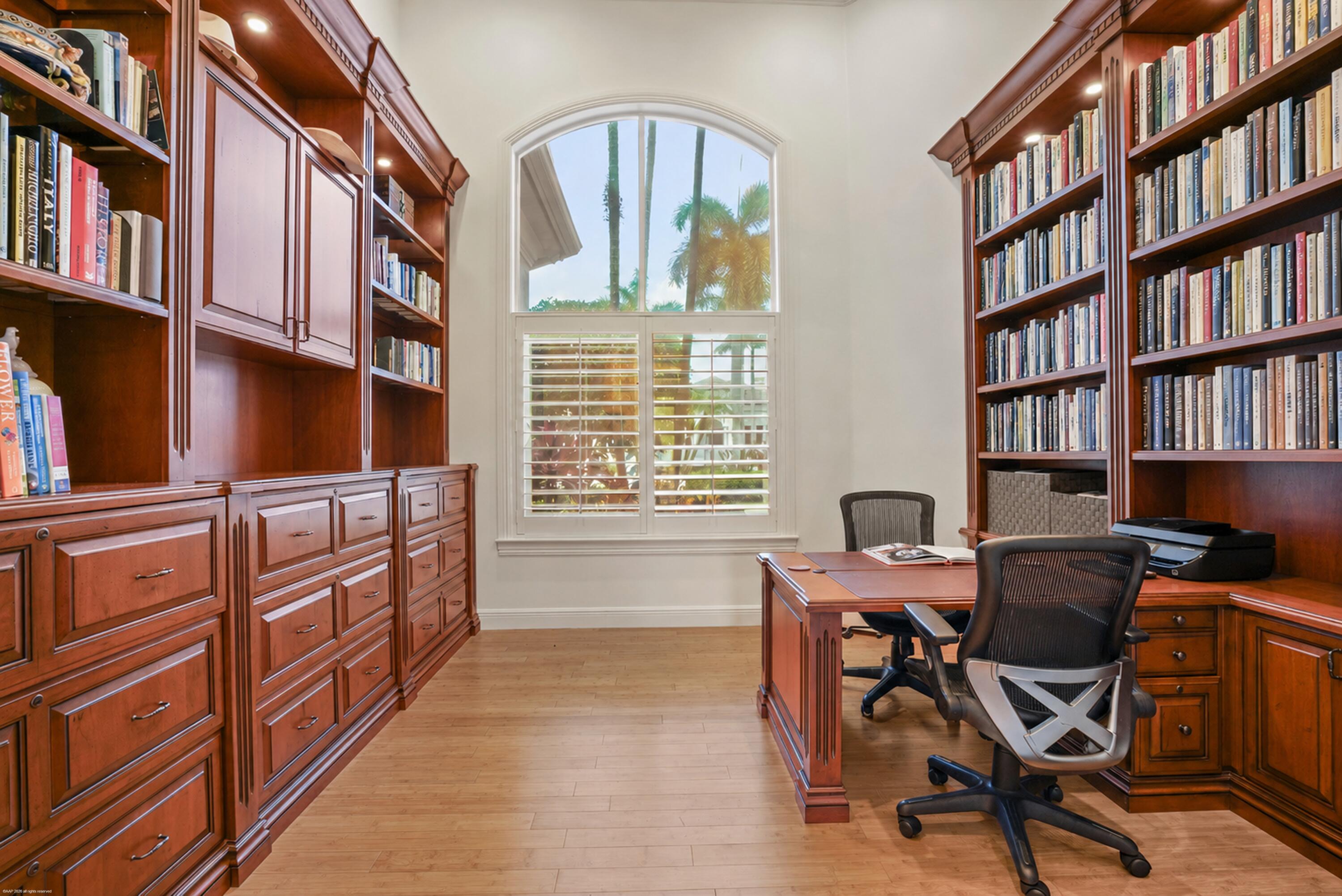 MIZNER ESTATES - Residential