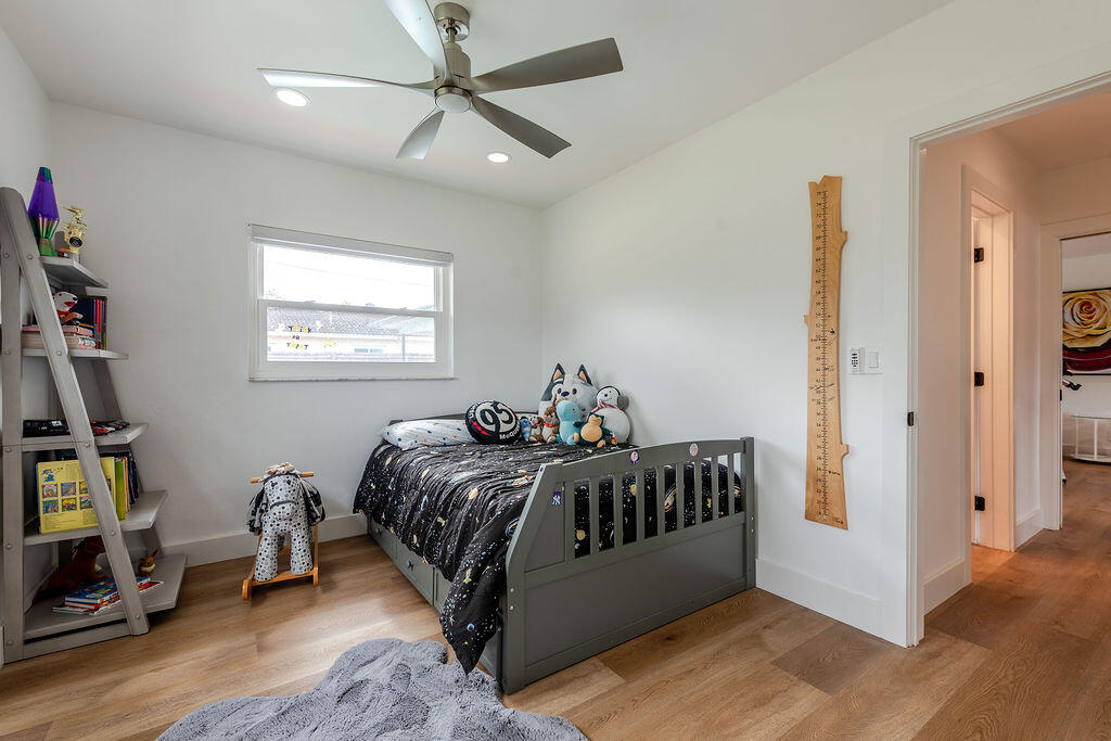 UNIVERSITY PARK COUNTRY CLUB ESTATES - Residential Lease