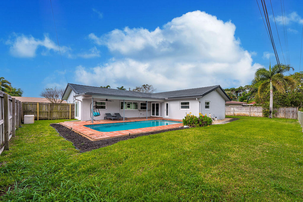 UNIVERSITY PARK COUNTRY CLUB ESTATES - Residential Lease