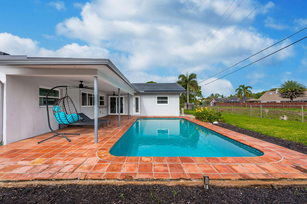UNIVERSITY PARK COUNTRY CLUB ESTATES - Residential Lease