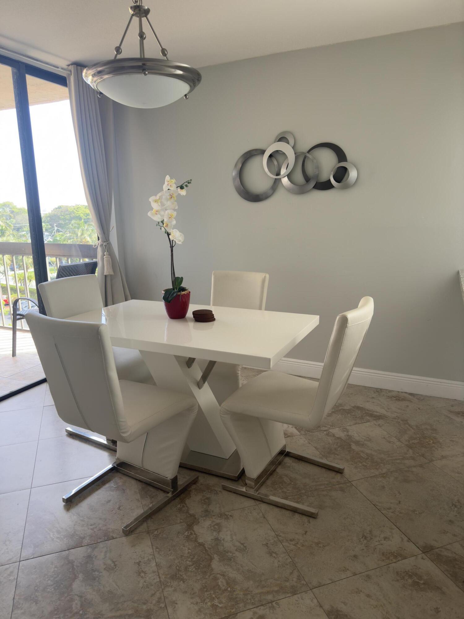 LAVER DELRAY RACQUET CLUB CONDO - Residential Lease