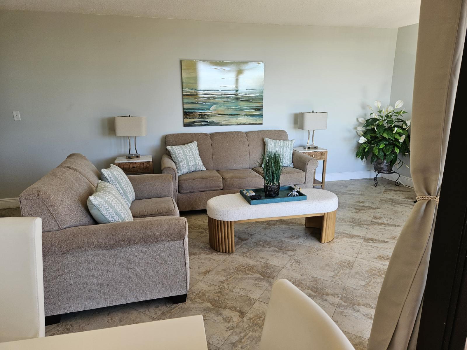 LAVER DELRAY RACQUET CLUB CONDO - Residential Lease