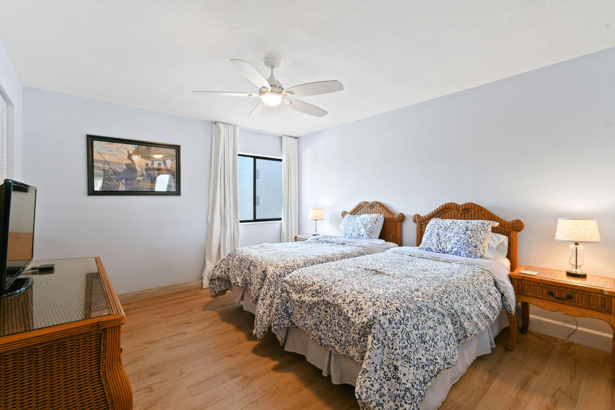 JUPITER OCEAN AND RACQUET CLUB - Residential