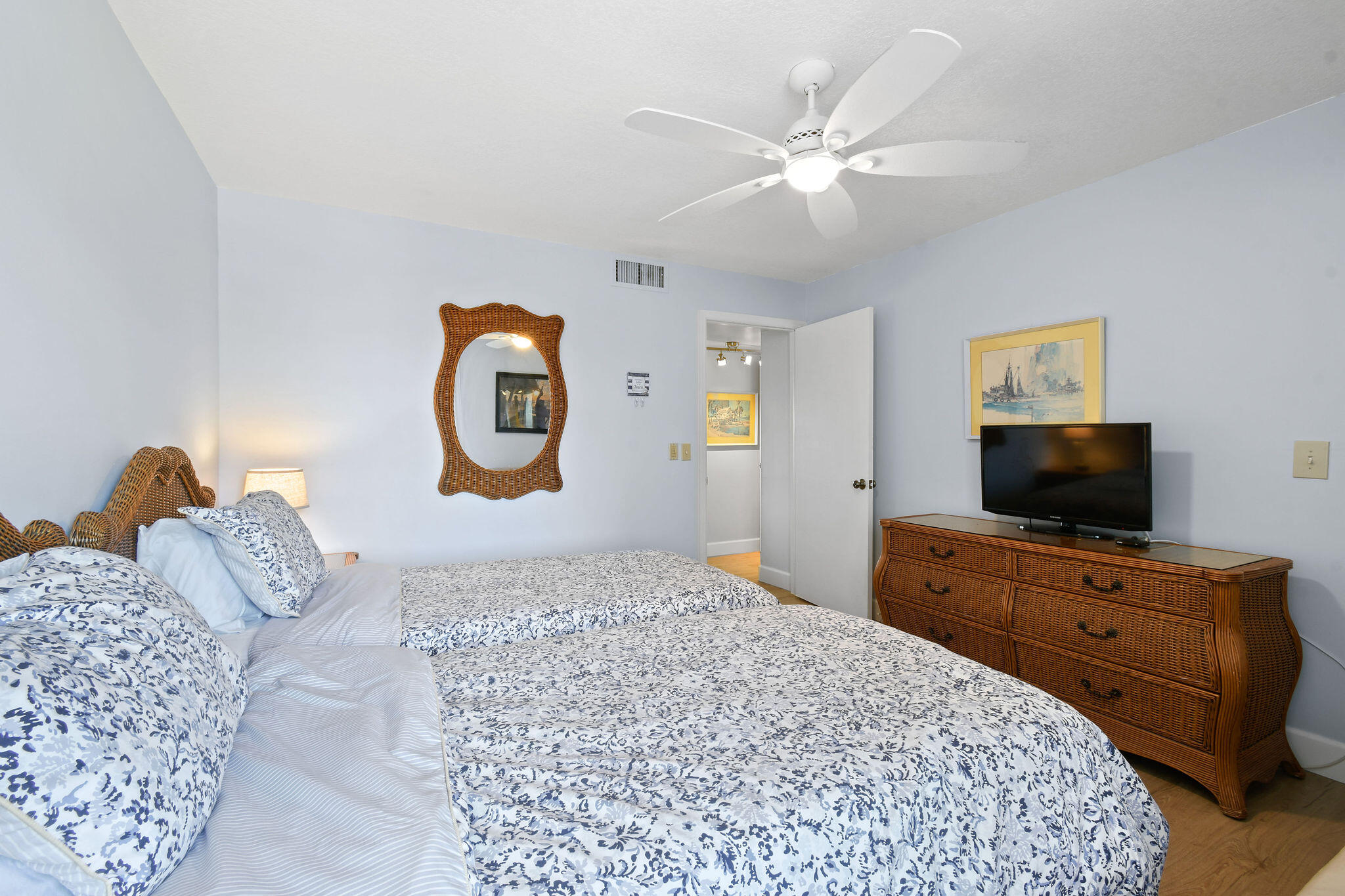 JUPITER OCEAN AND RACQUET CLUB - Residential
