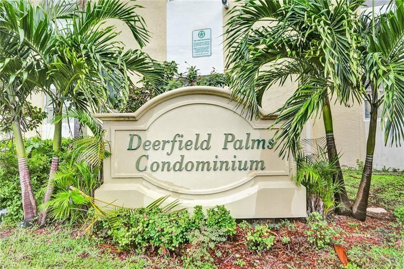 Lovely 3 bedroom 1 and 1/2 bathroom condo. Spacious are with open floor plan. Centrally located near schools, shopping centers and major highways