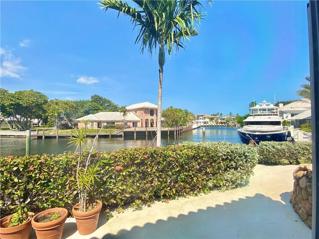 BAY COLONY SECTION OF THE - Residential