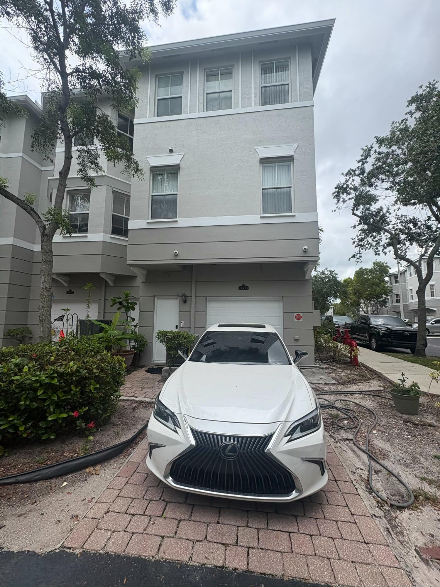 SHOMA TOWNHOMES AT ROYAL PALM BEACH CONDO - Residential