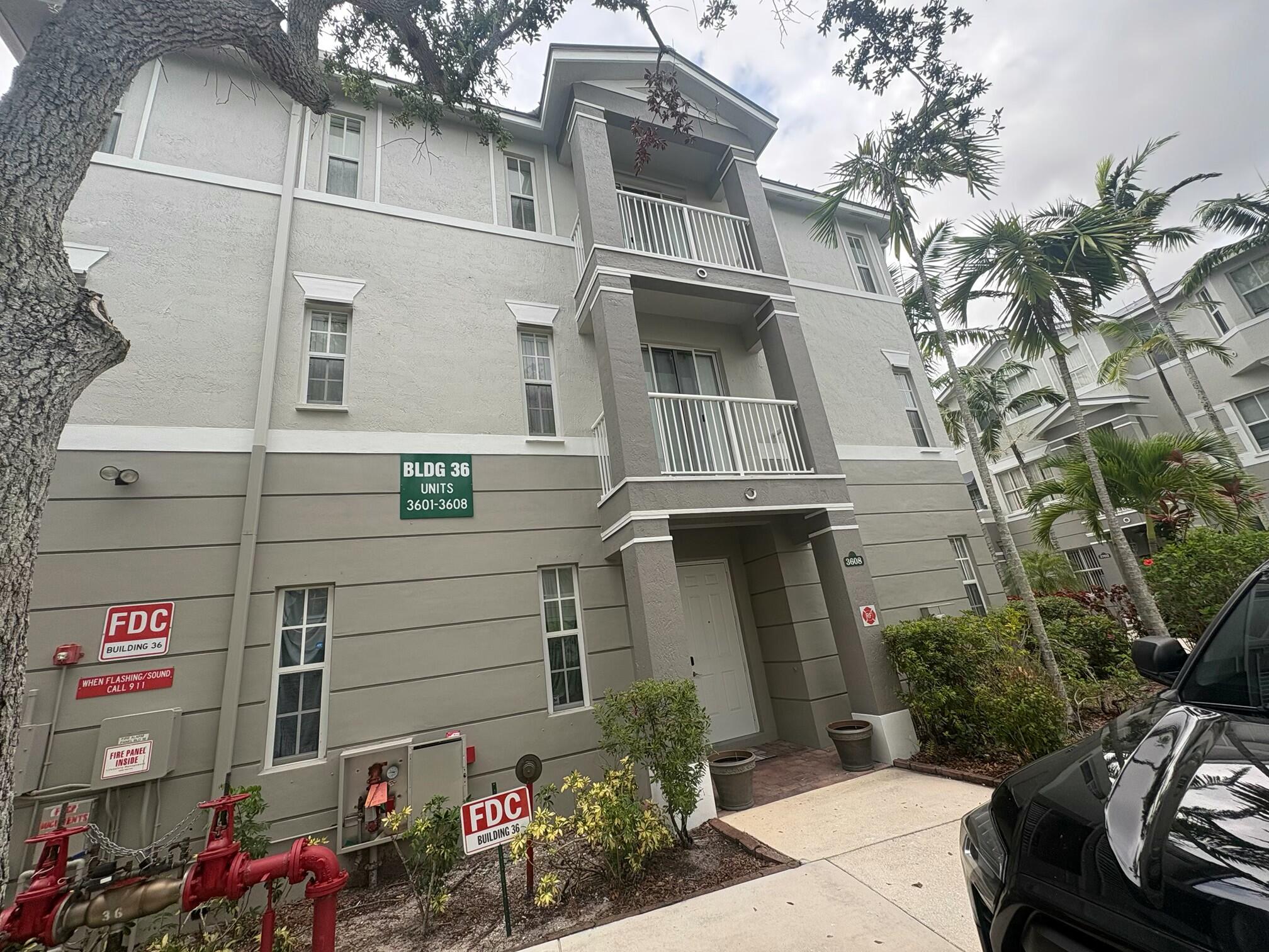 SHOMA TOWNHOMES AT ROYAL PALM BEACH CONDO - Residential
