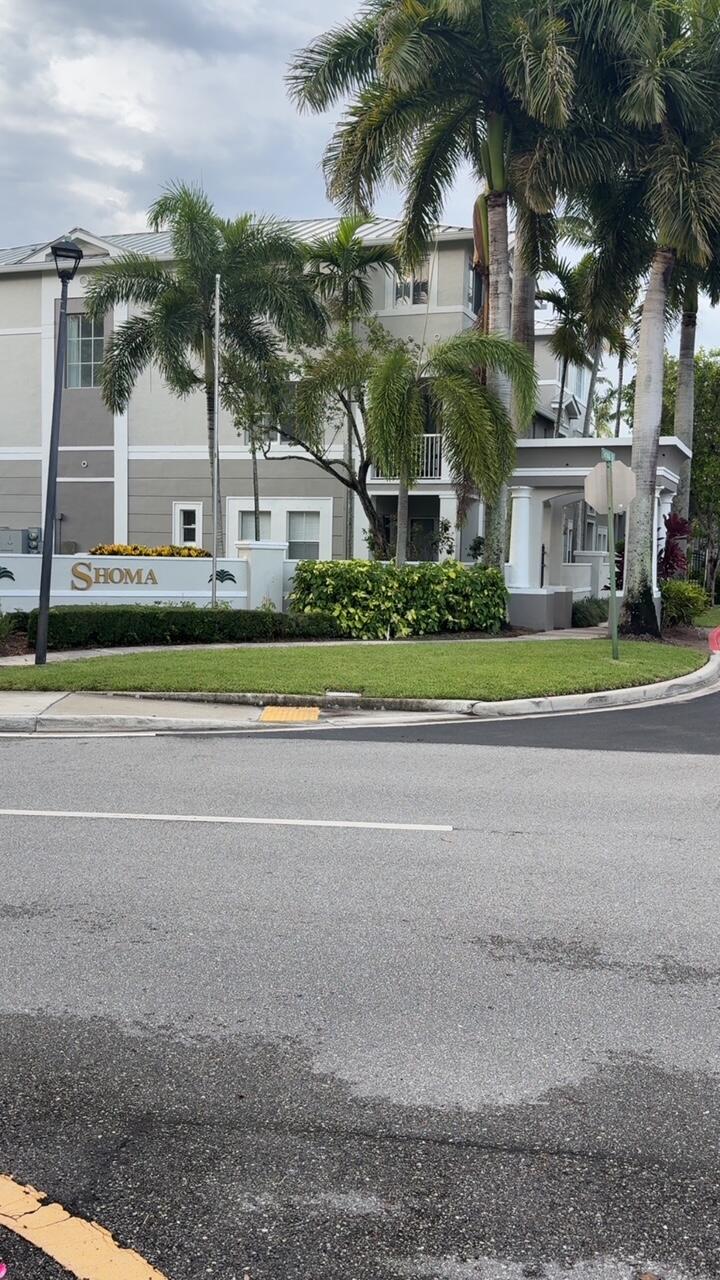SHOMA TOWNHOMES AT ROYAL PALM BEACH CONDO - Residential