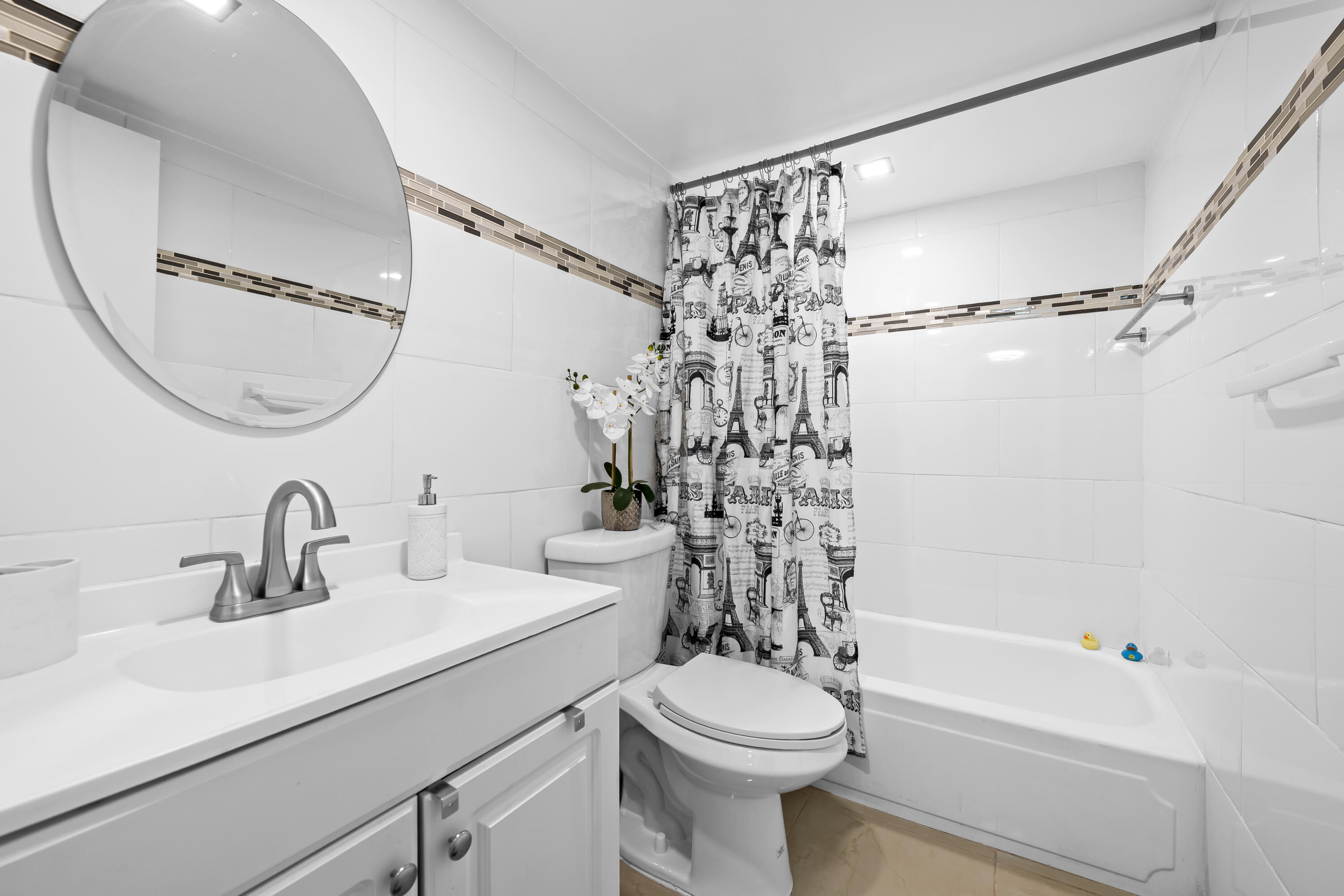 PLANTATION PINES CONDO - Residential